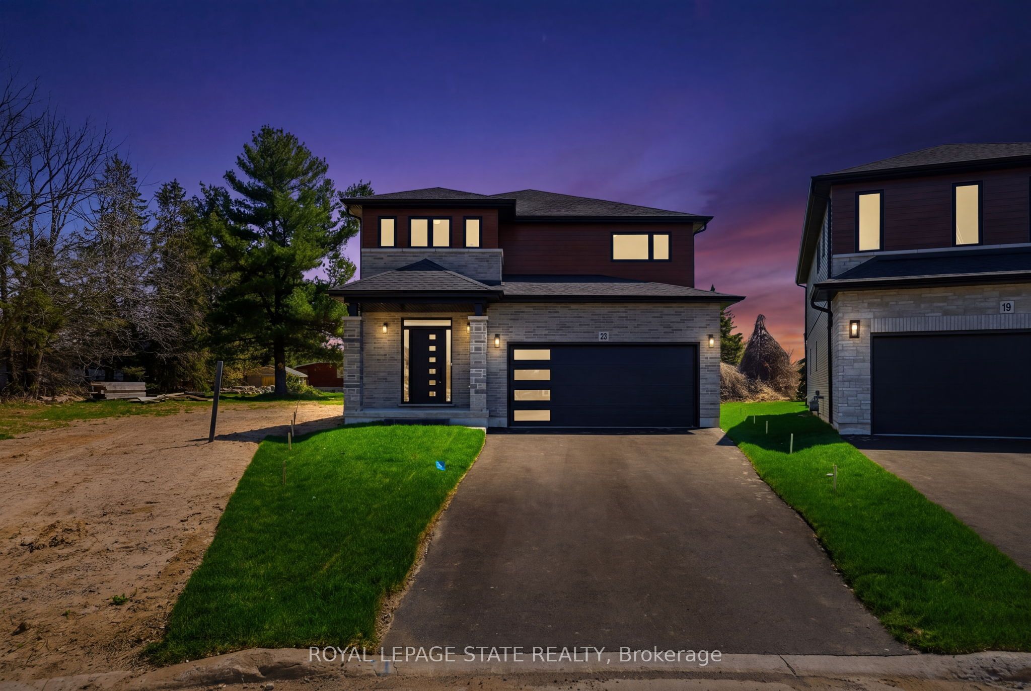 23 Woodvalley Court Property Photo 1