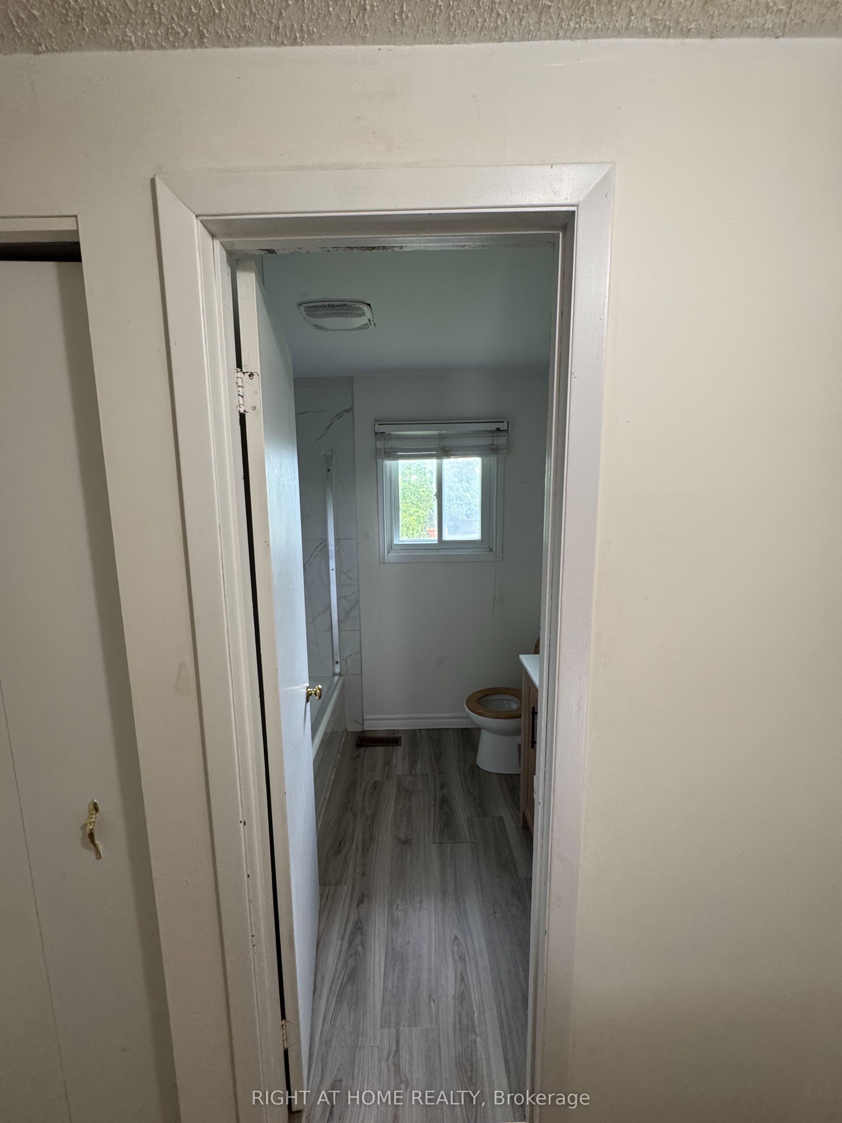 168 Golfdale Crescent Property Photo 11