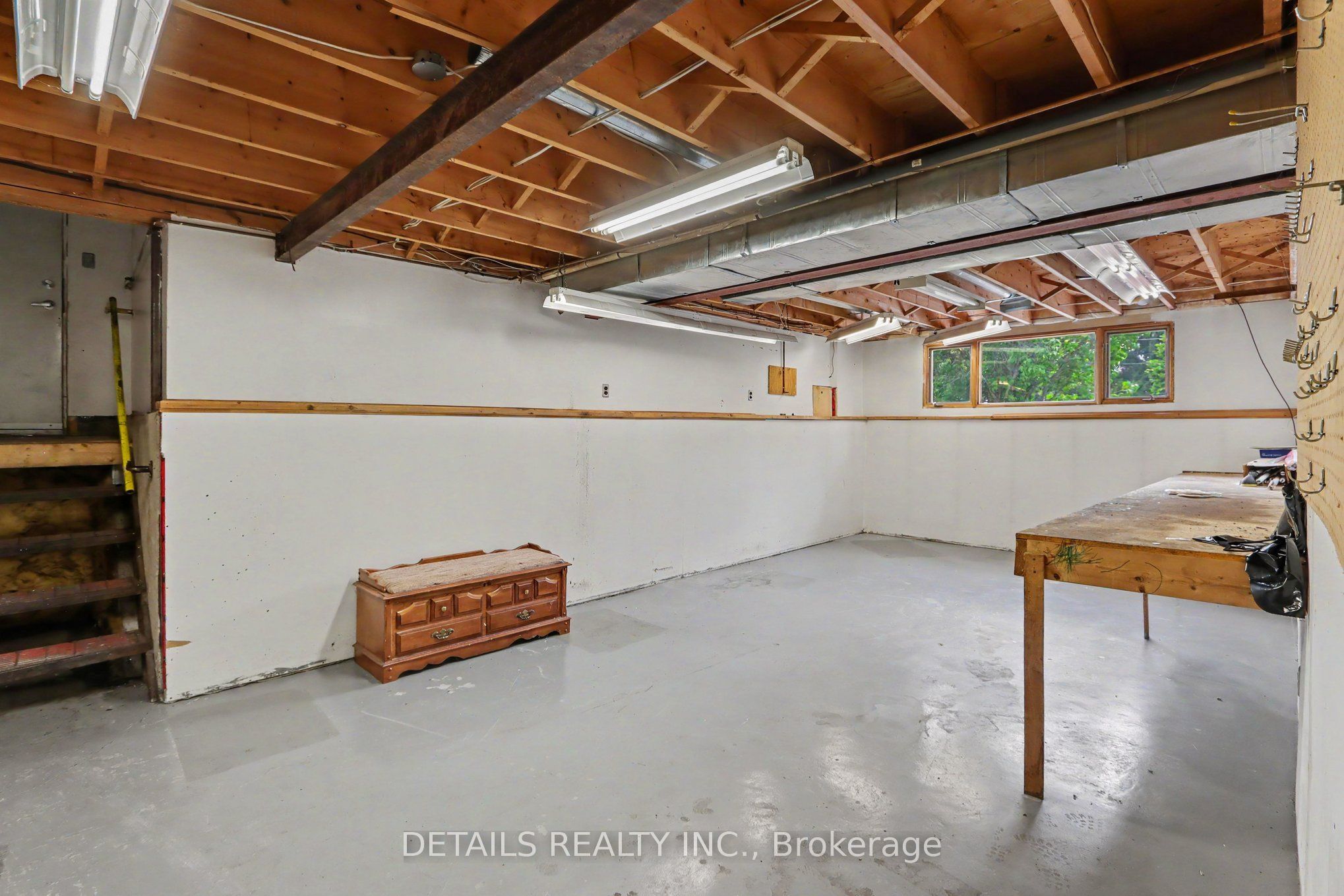 559 Main Street Property Photo 25