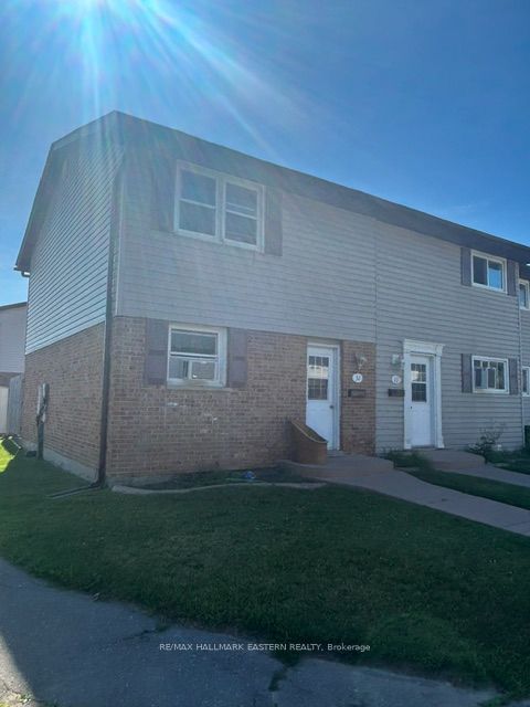 996 Sydenham Road 32