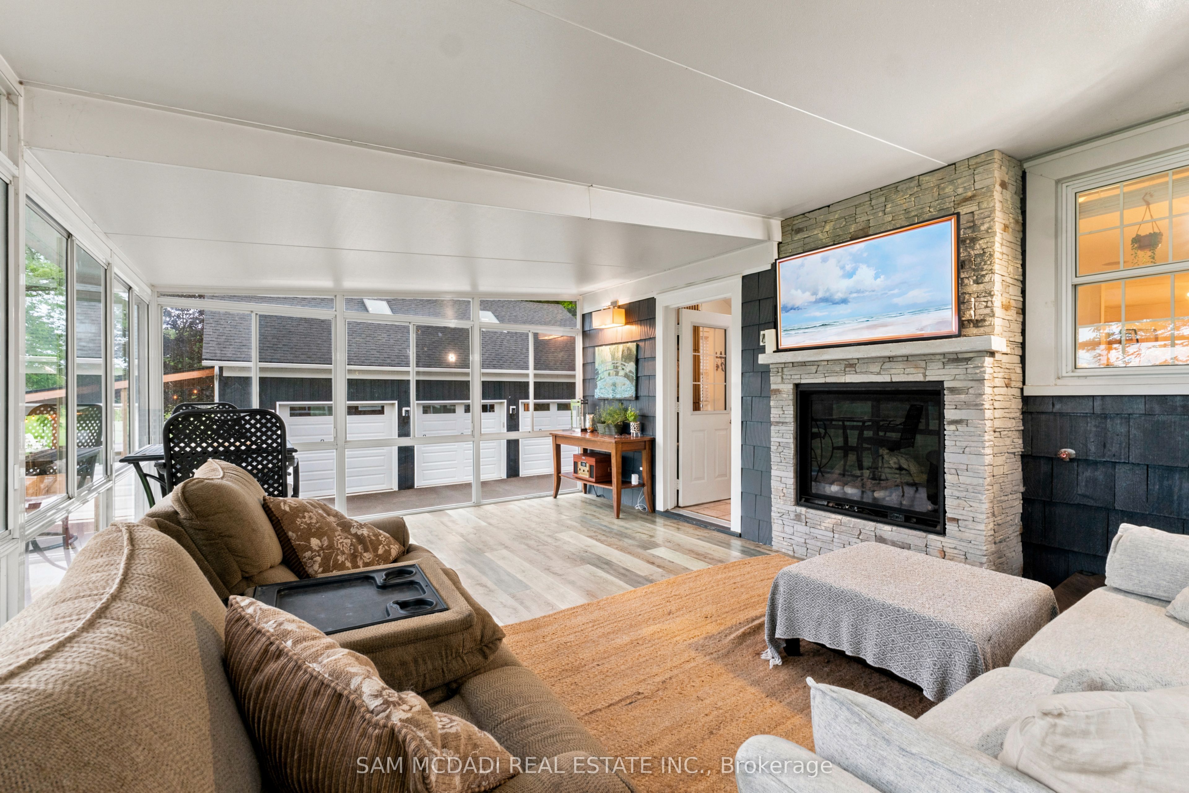 1498 Firelane 2 Property Photo 14