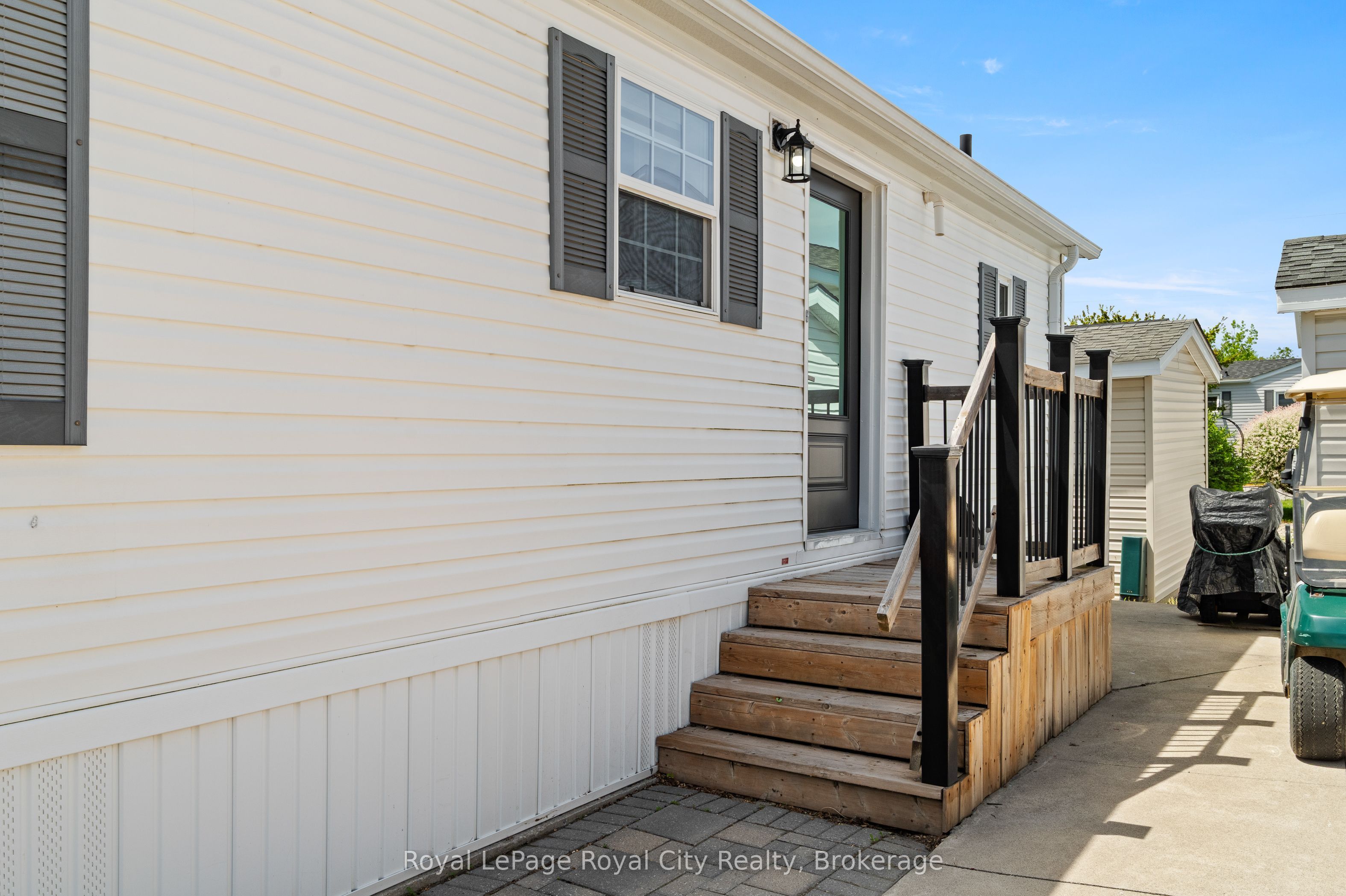 2 Pavilion Road Property Photo 43