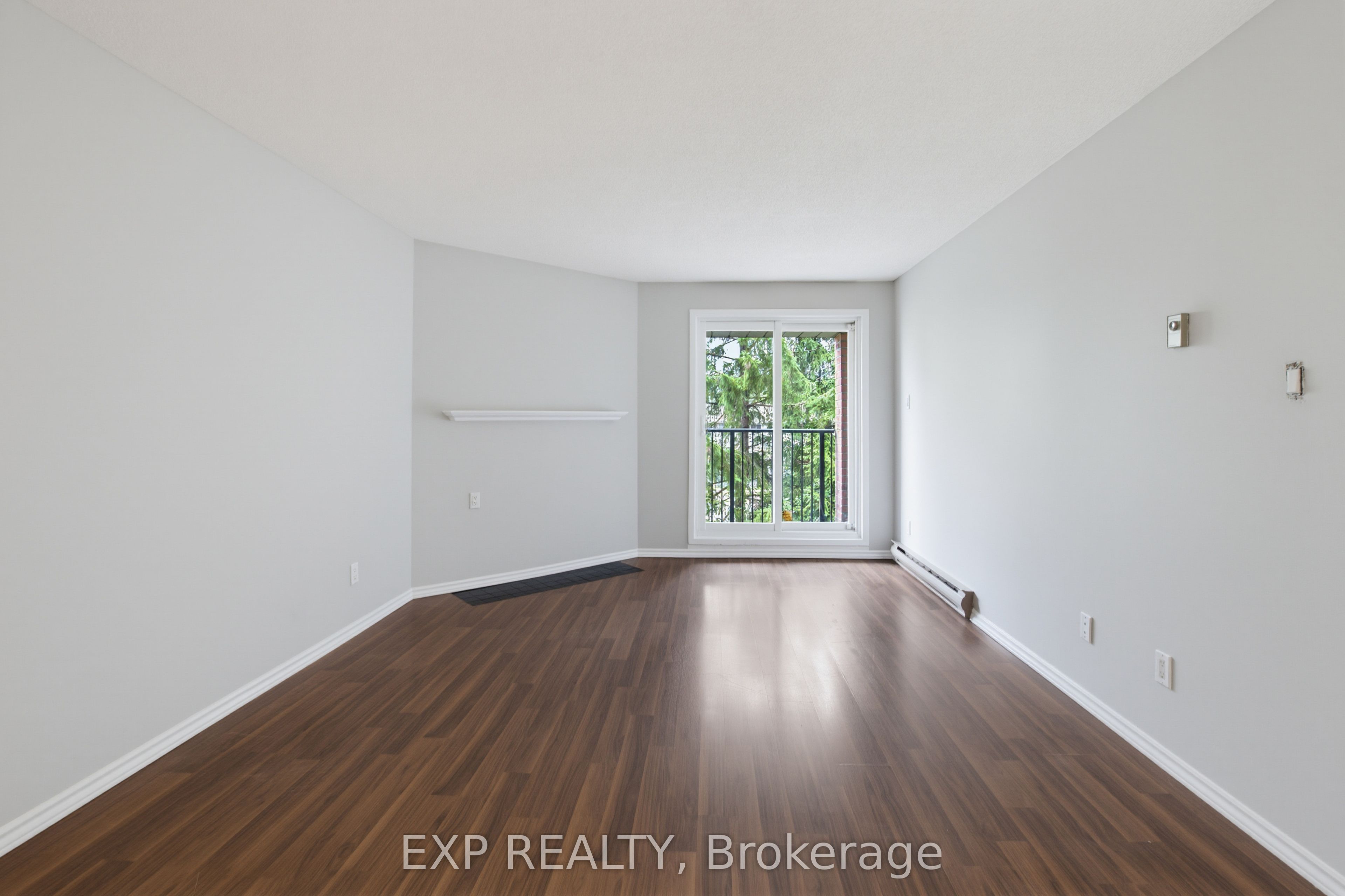 144 Conway Drive 106 Property Photo 10