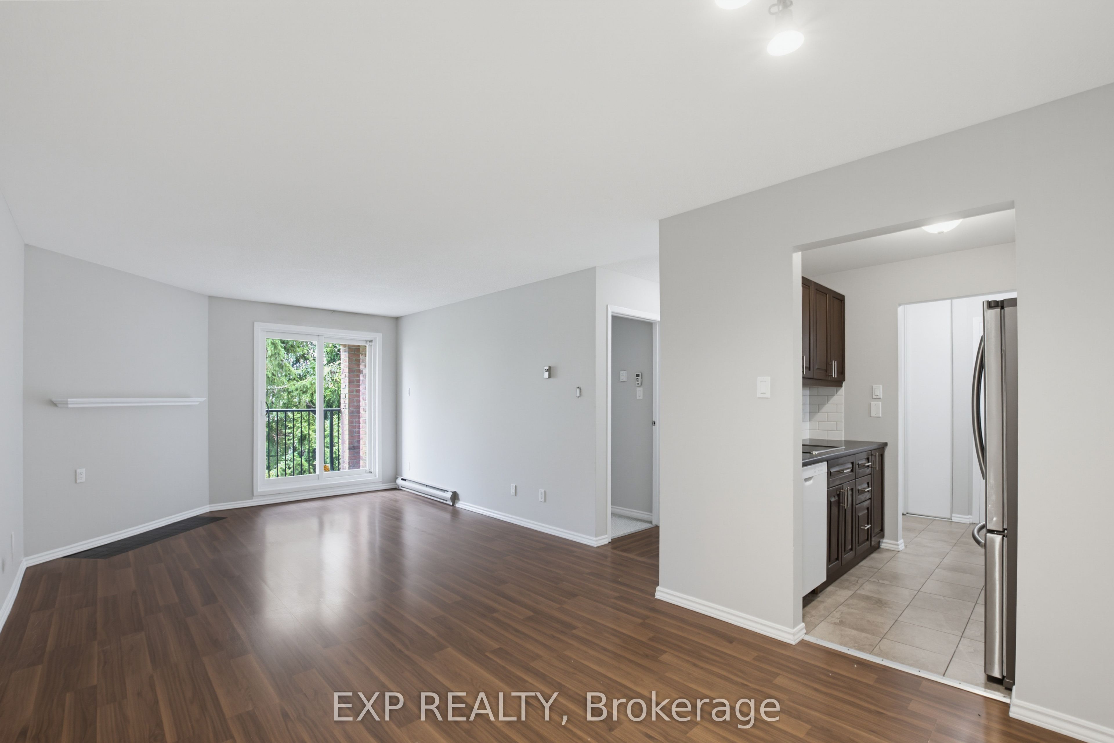 144 Conway Drive 106 Property Photo 11