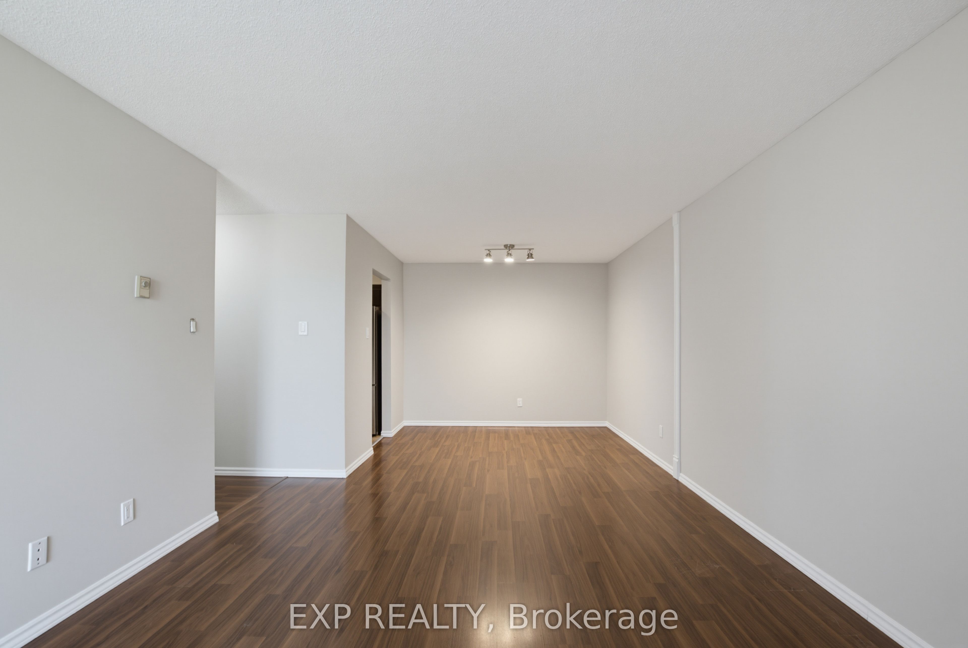 144 Conway Drive 106 Property Photo 13