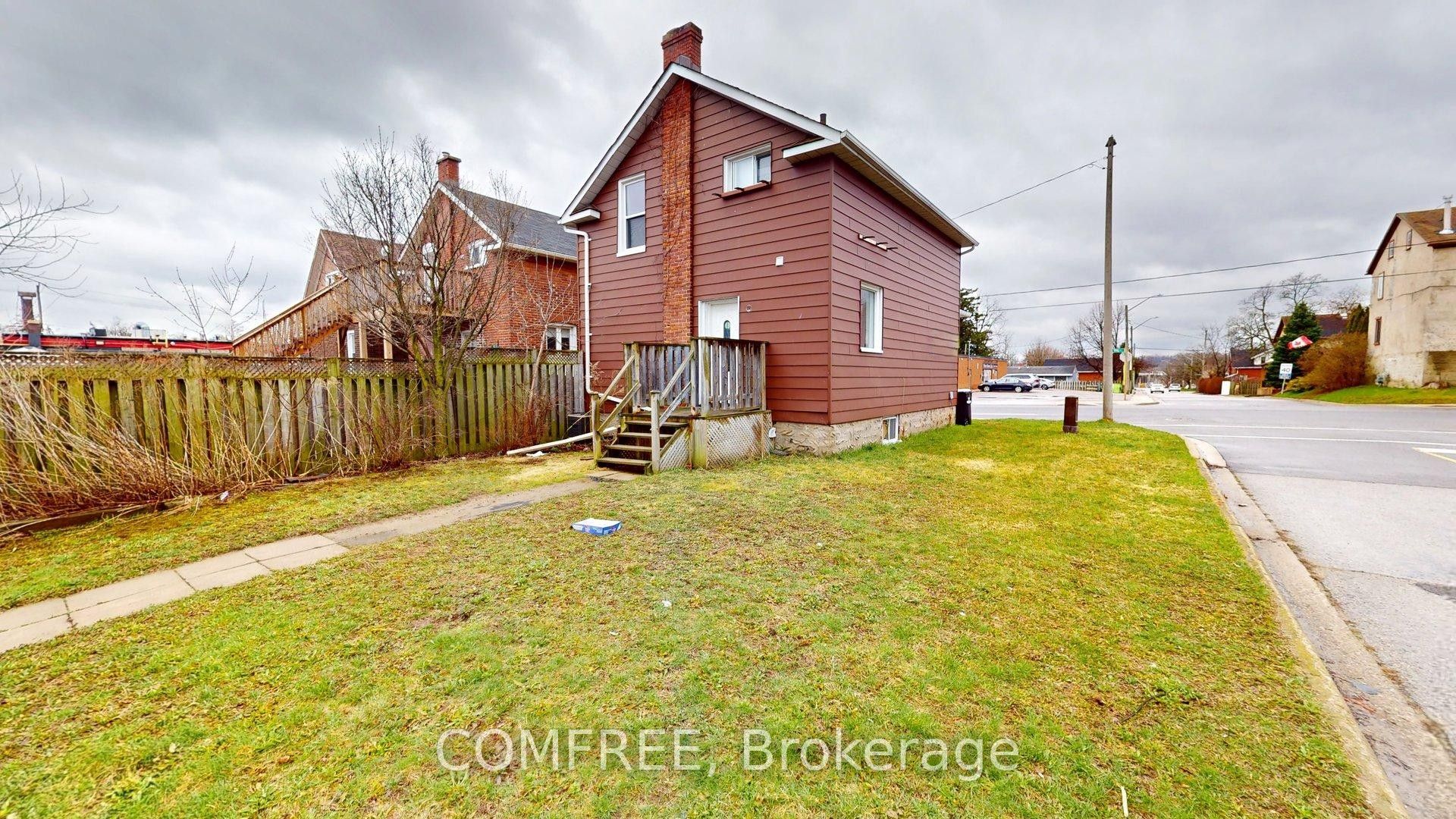 1405 King Street E Property Photo 25