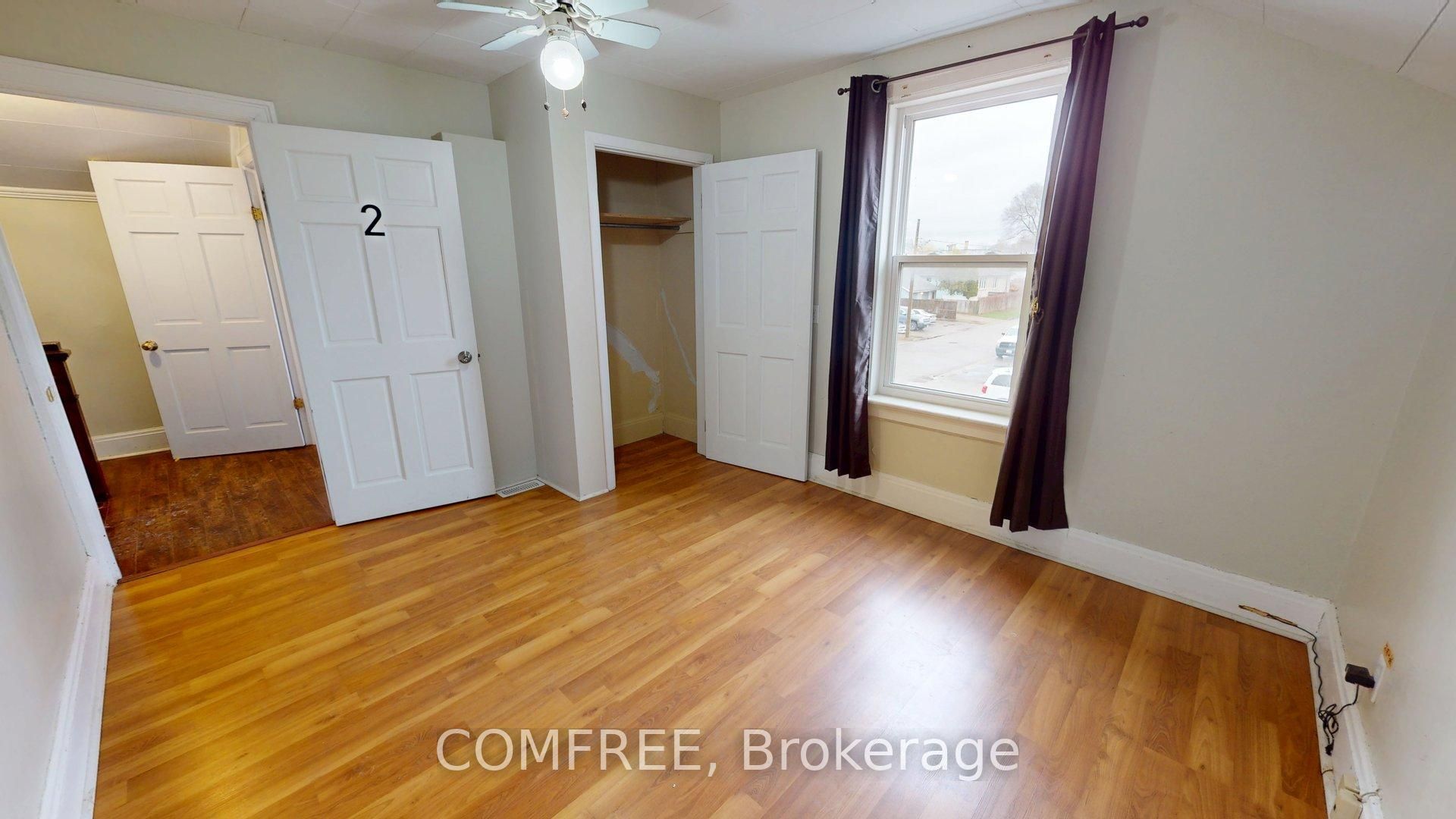 1405 King Street E Property Photo 14