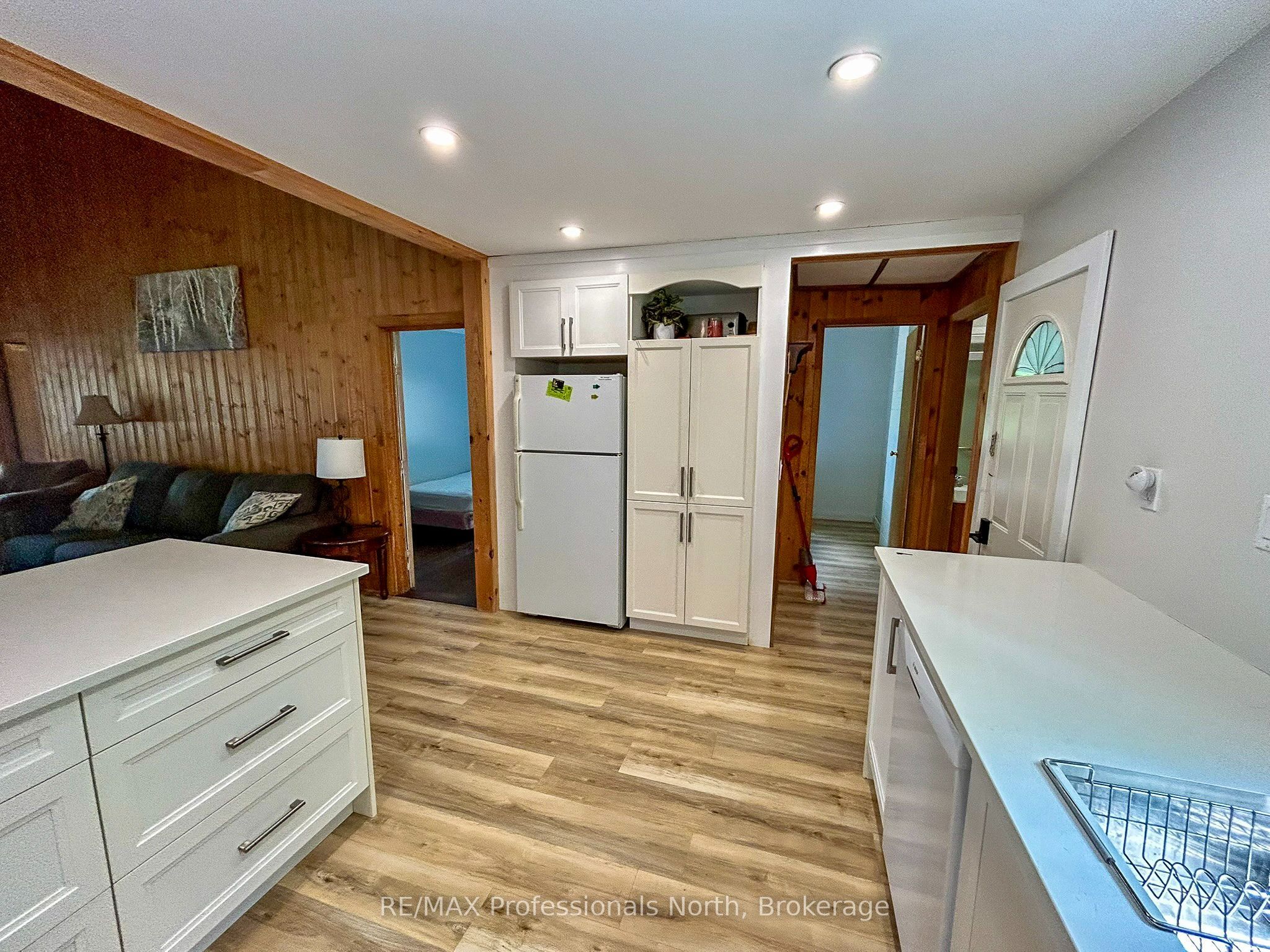 1129 Comak Crescent Property Photo 10