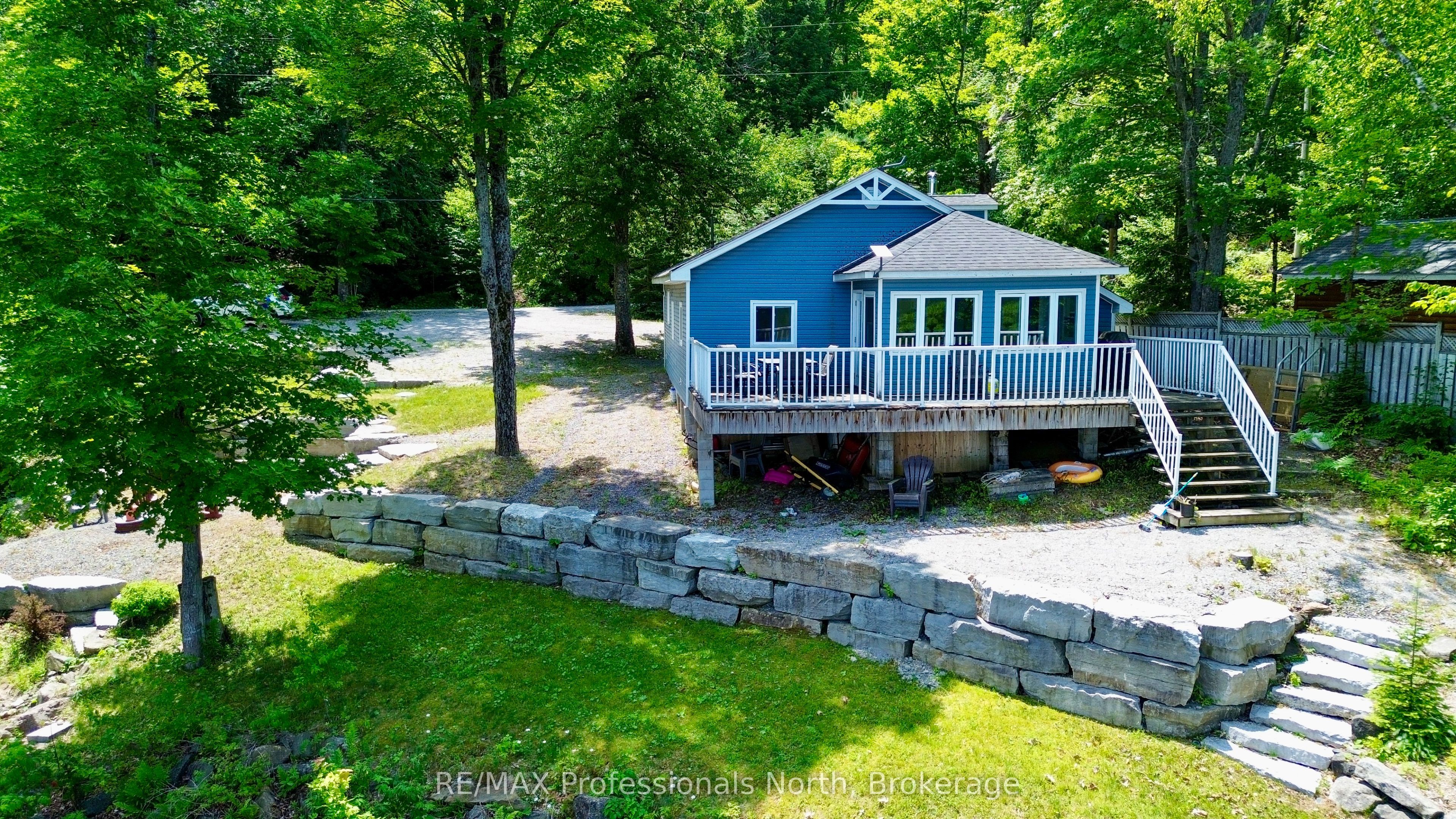 1129 Comak Crescent Property Photo 33