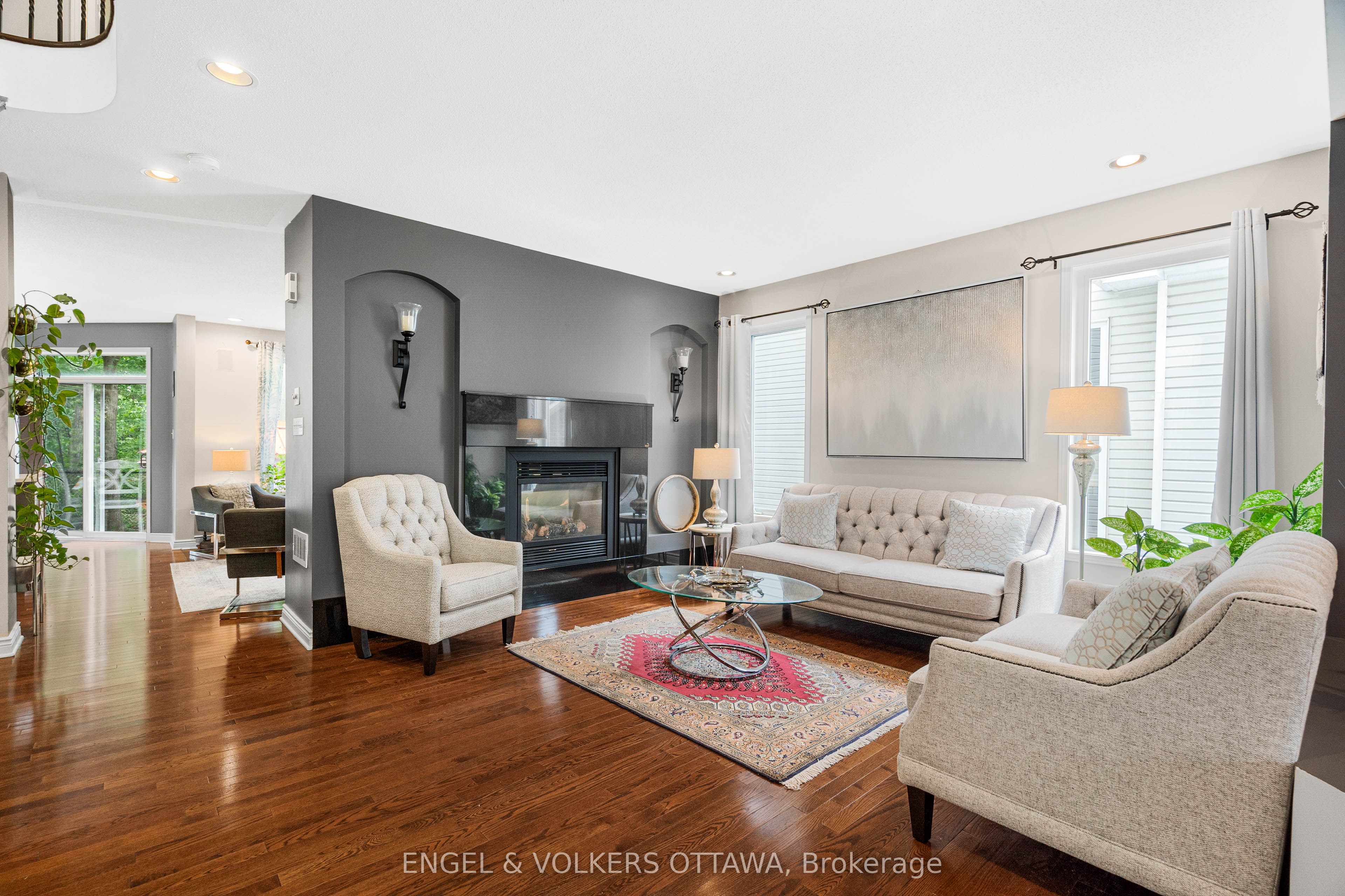 8 Glenrill Place Property Photo 6