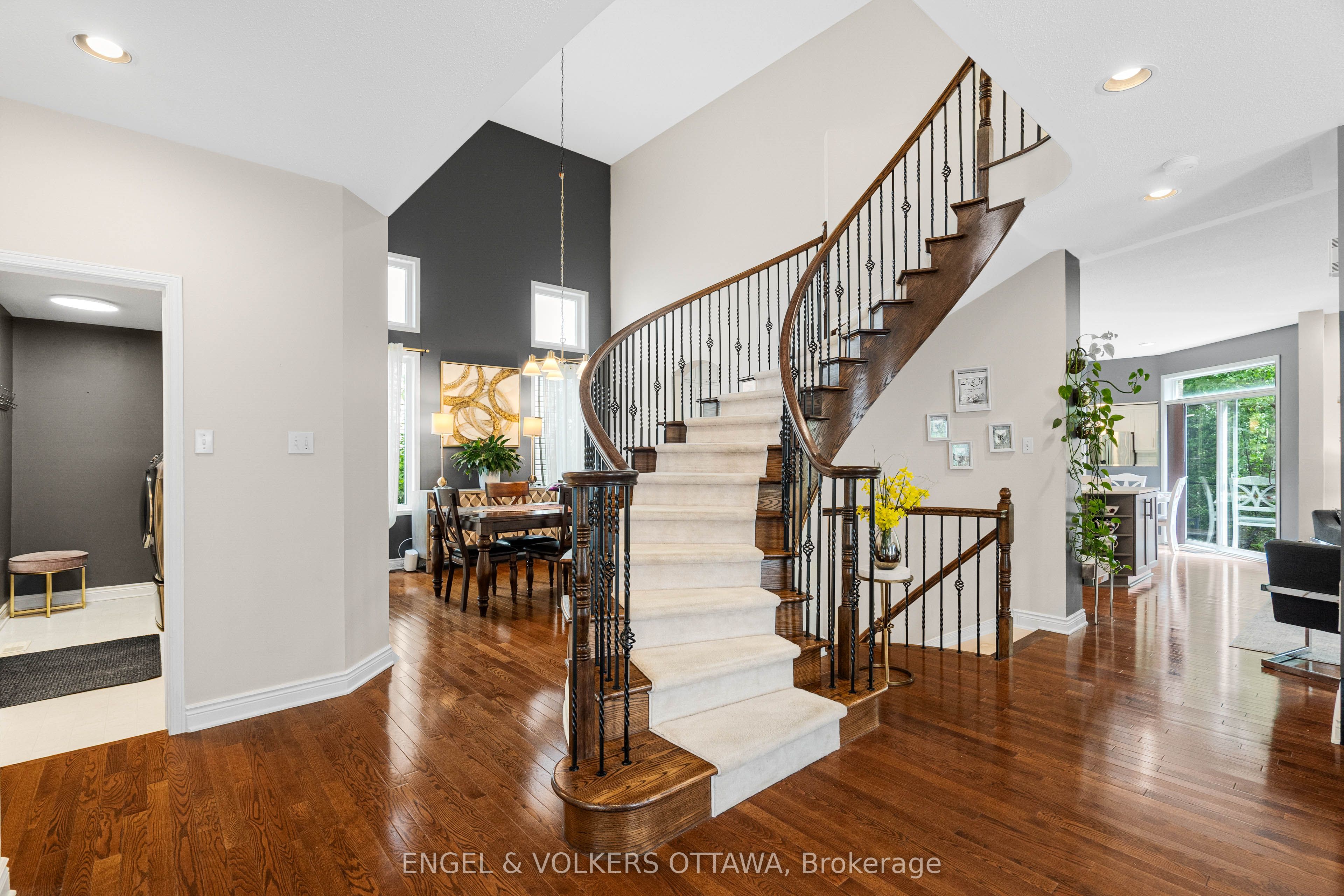 8 Glenrill Place Property Photo 7