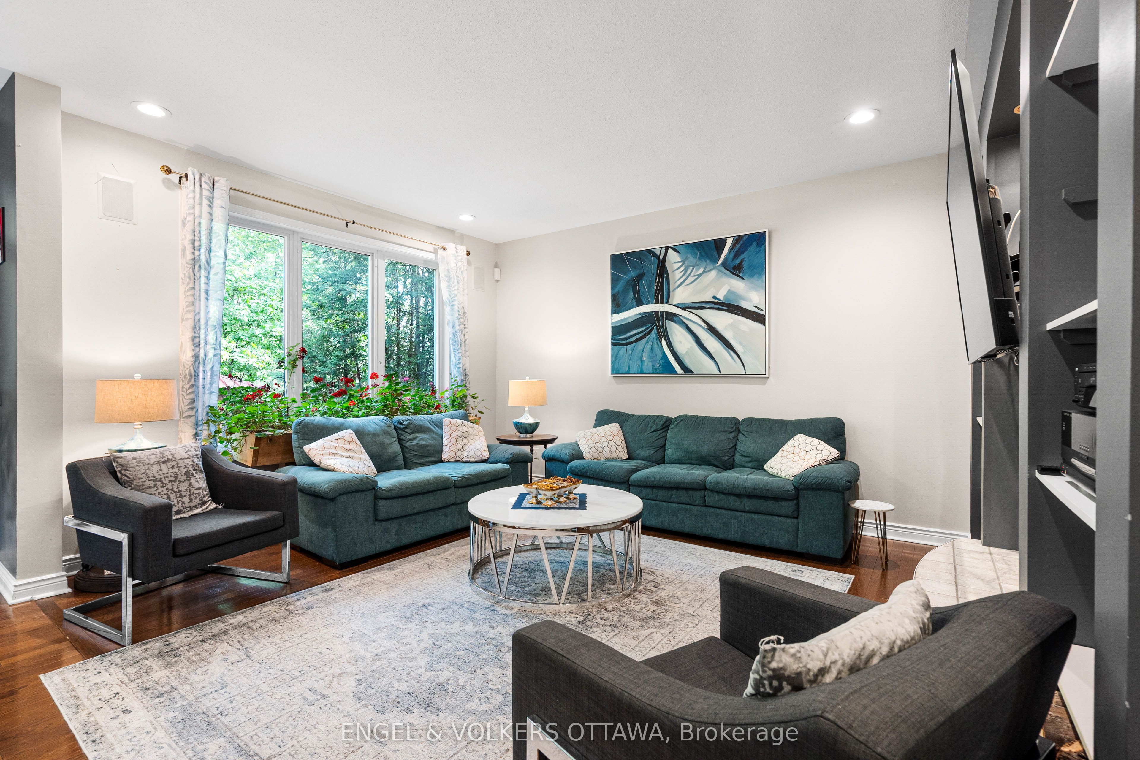 8 Glenrill Place Property Photo 12