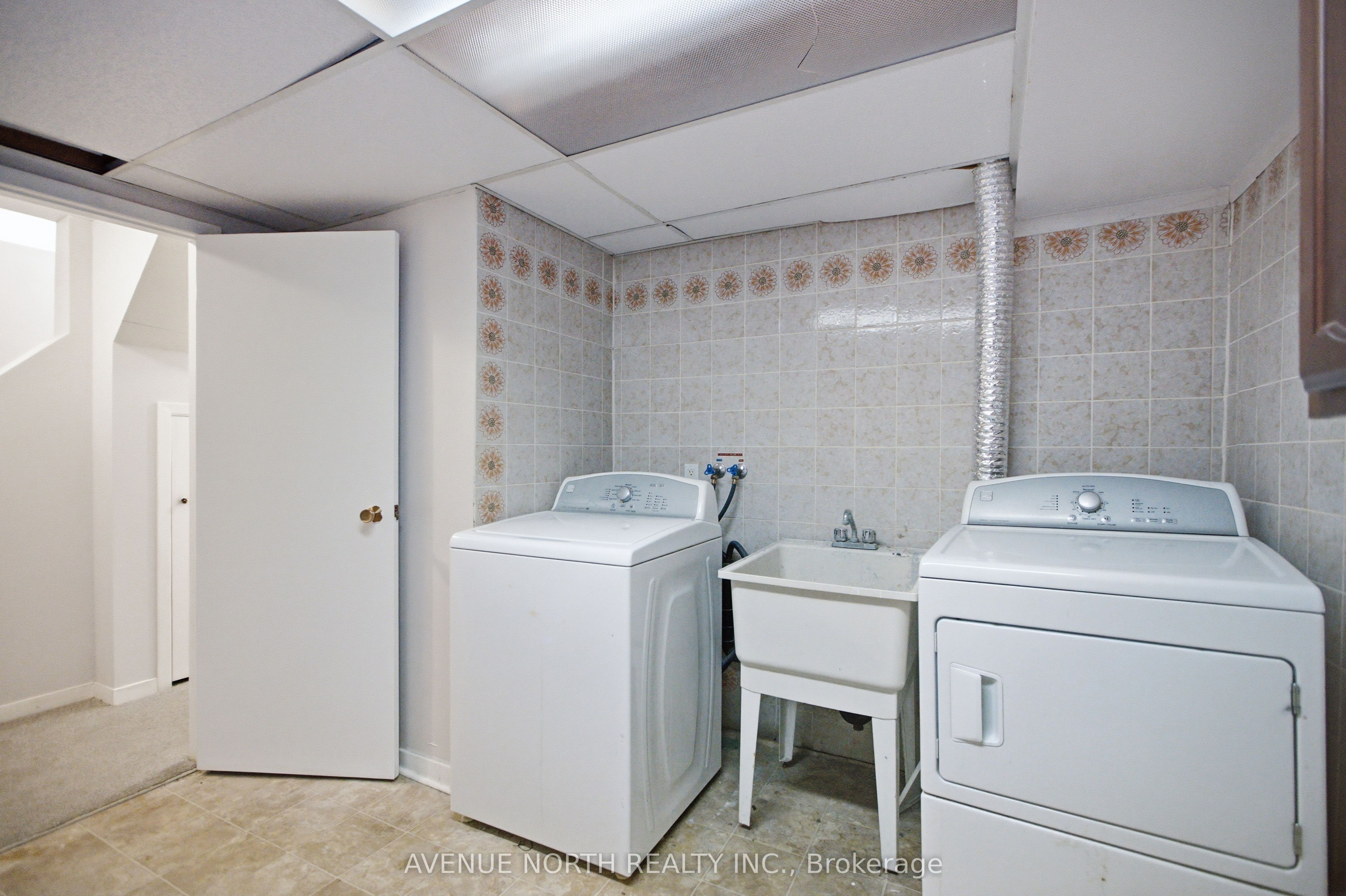 6 Wolfgang Drive Property Photo 32
