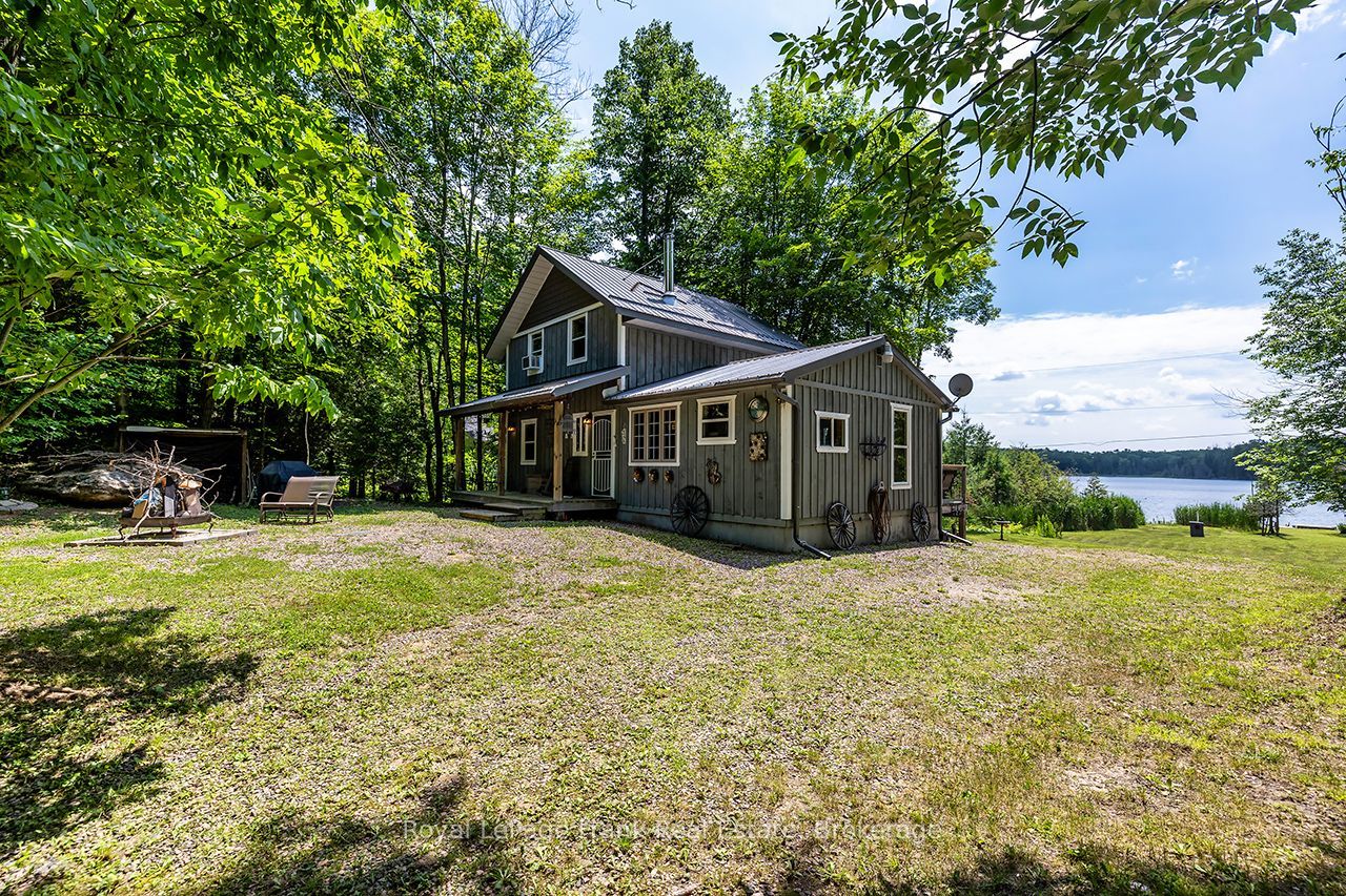 1014 Riding Trail Property Photo 1