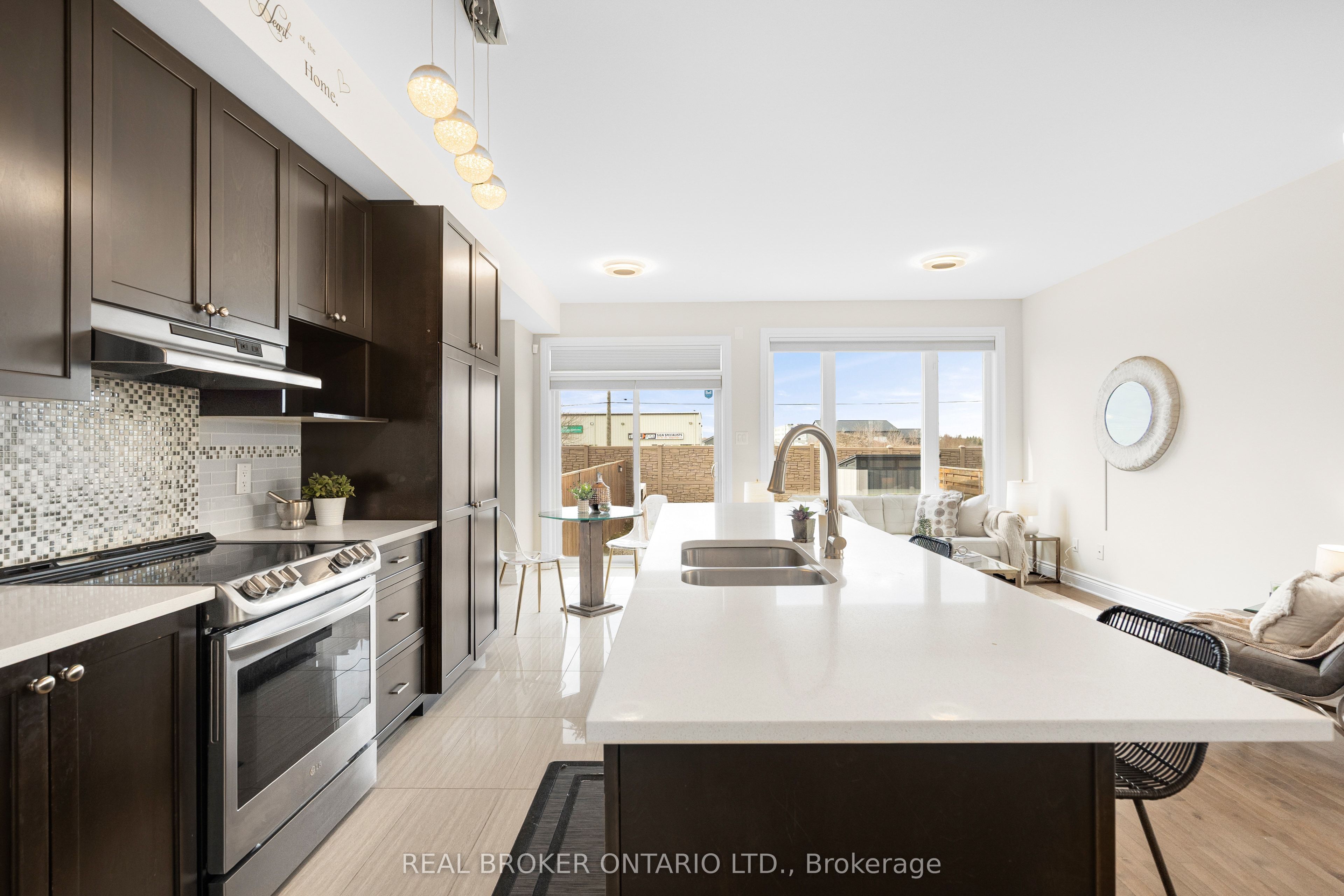 15 Peever Place Property Photo 8