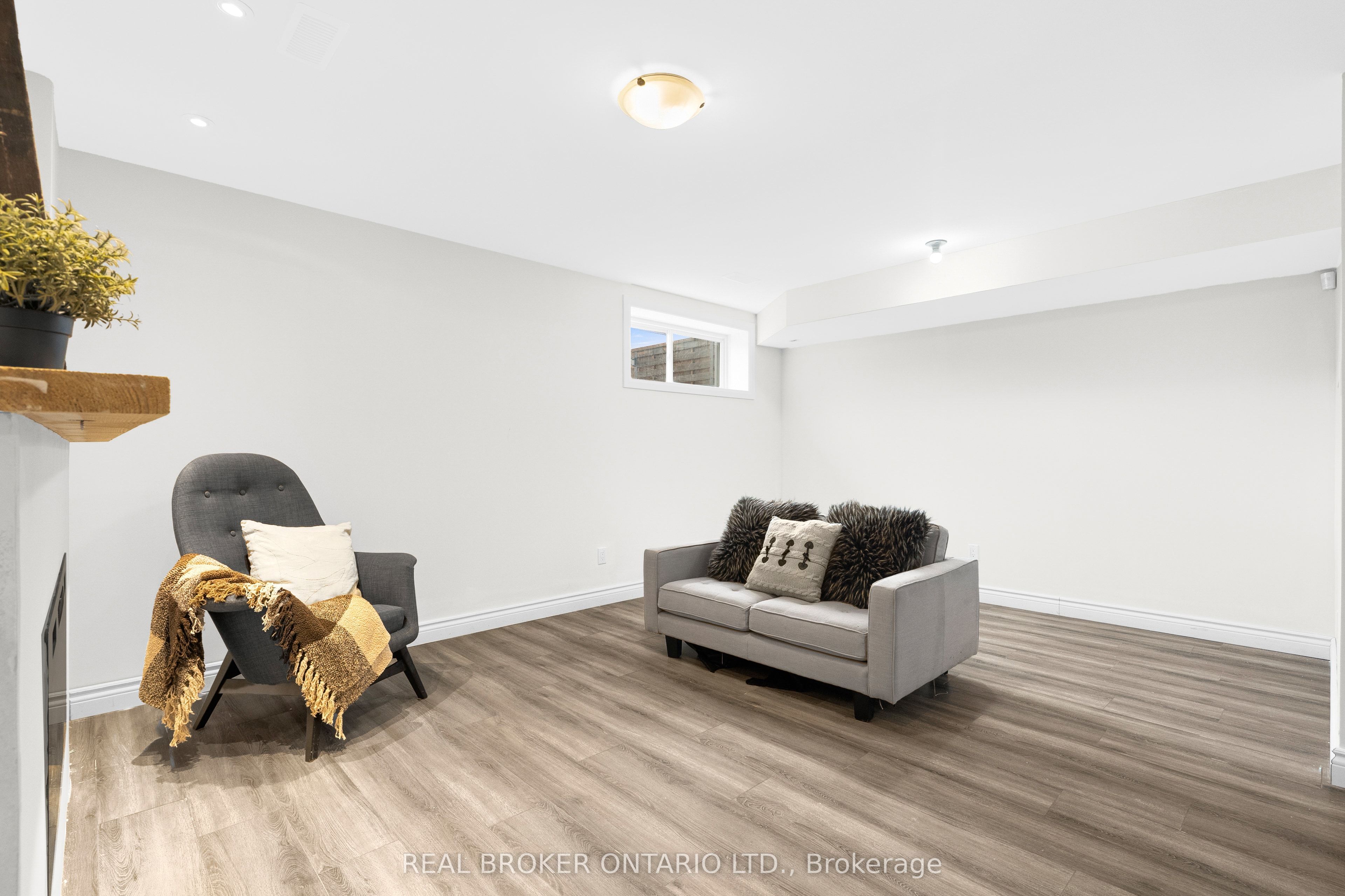 15 Peever Place Property Photo 42