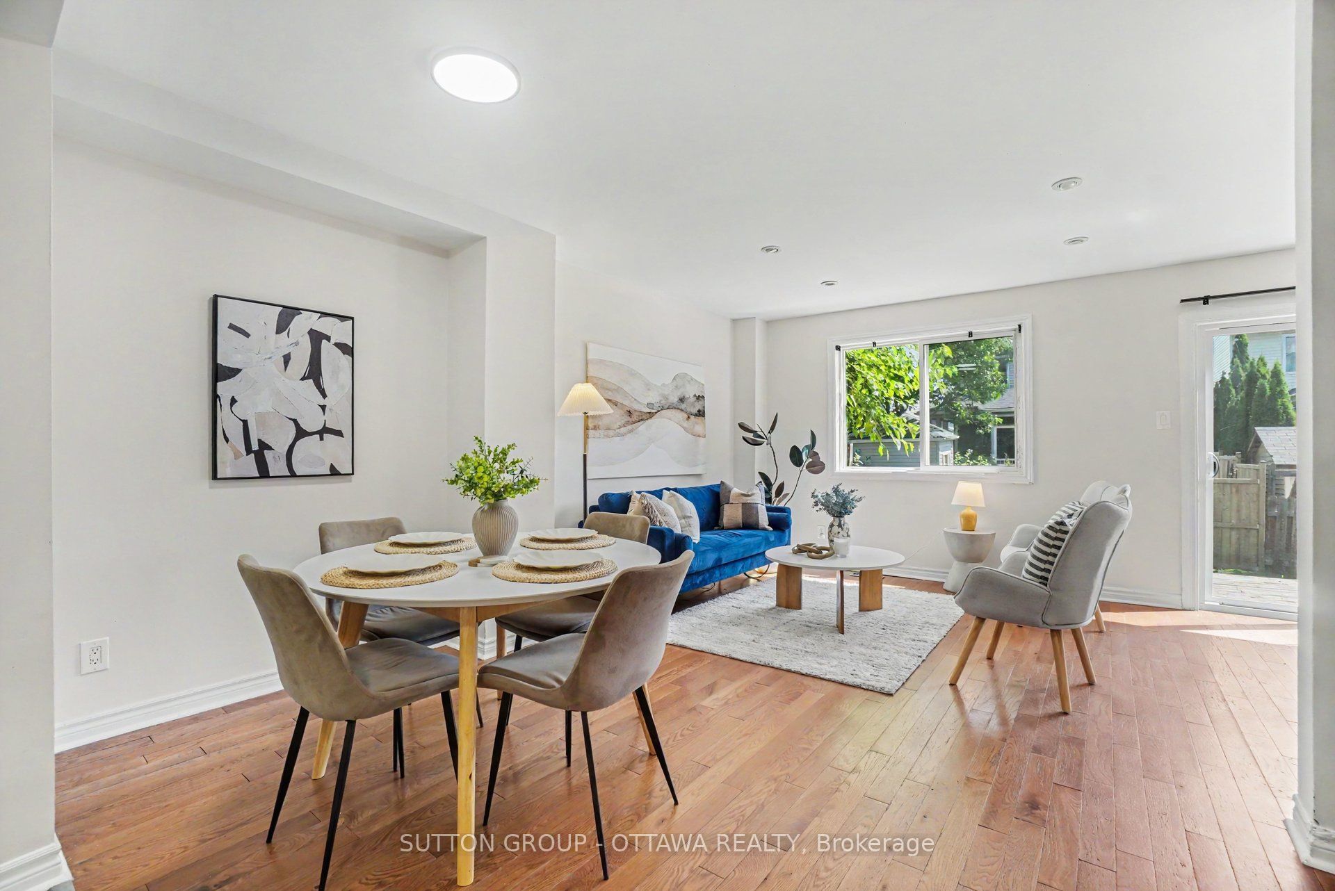 1833 Brousseau Crescent Property Photo 4