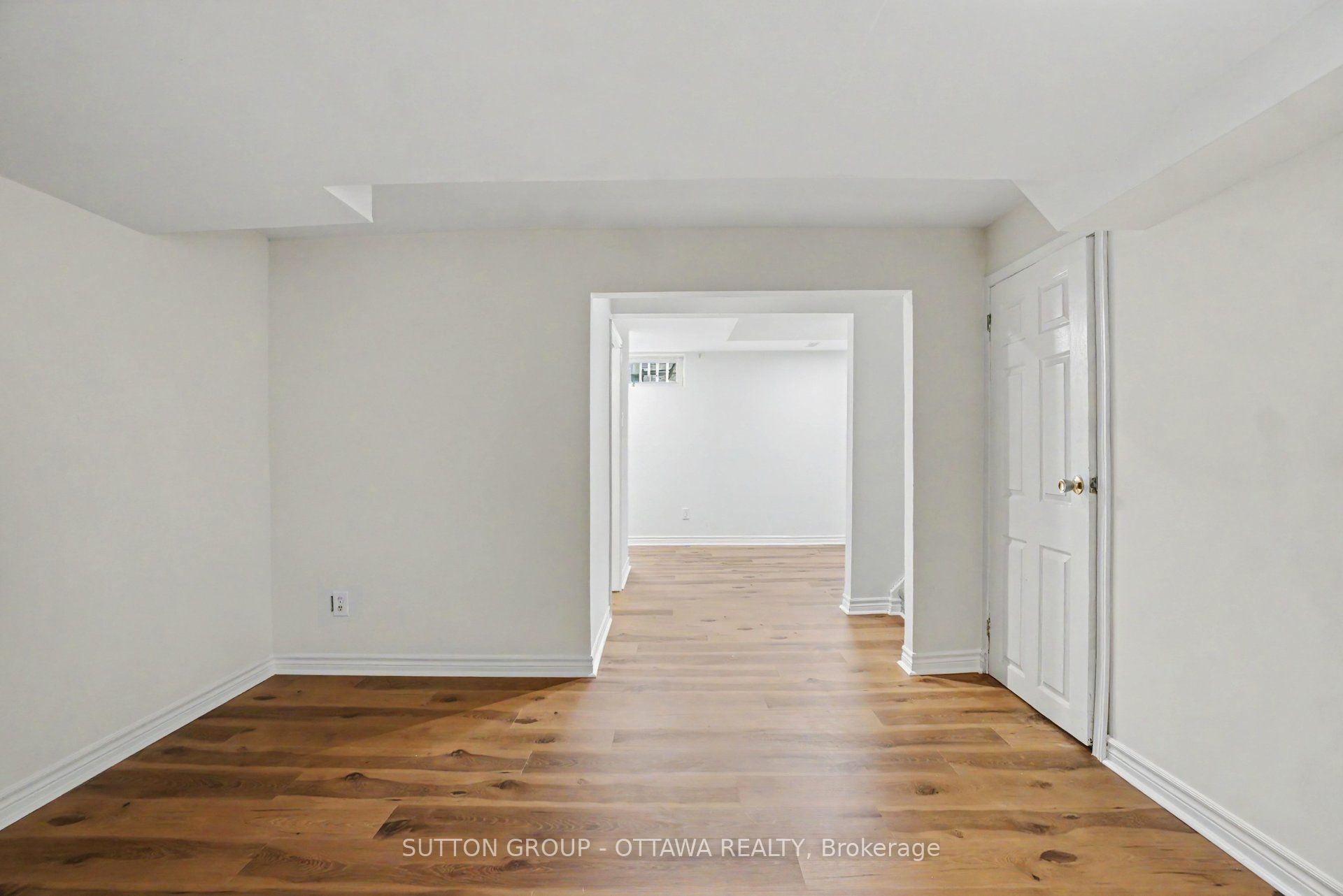 1833 Brousseau Crescent Property Photo 20
