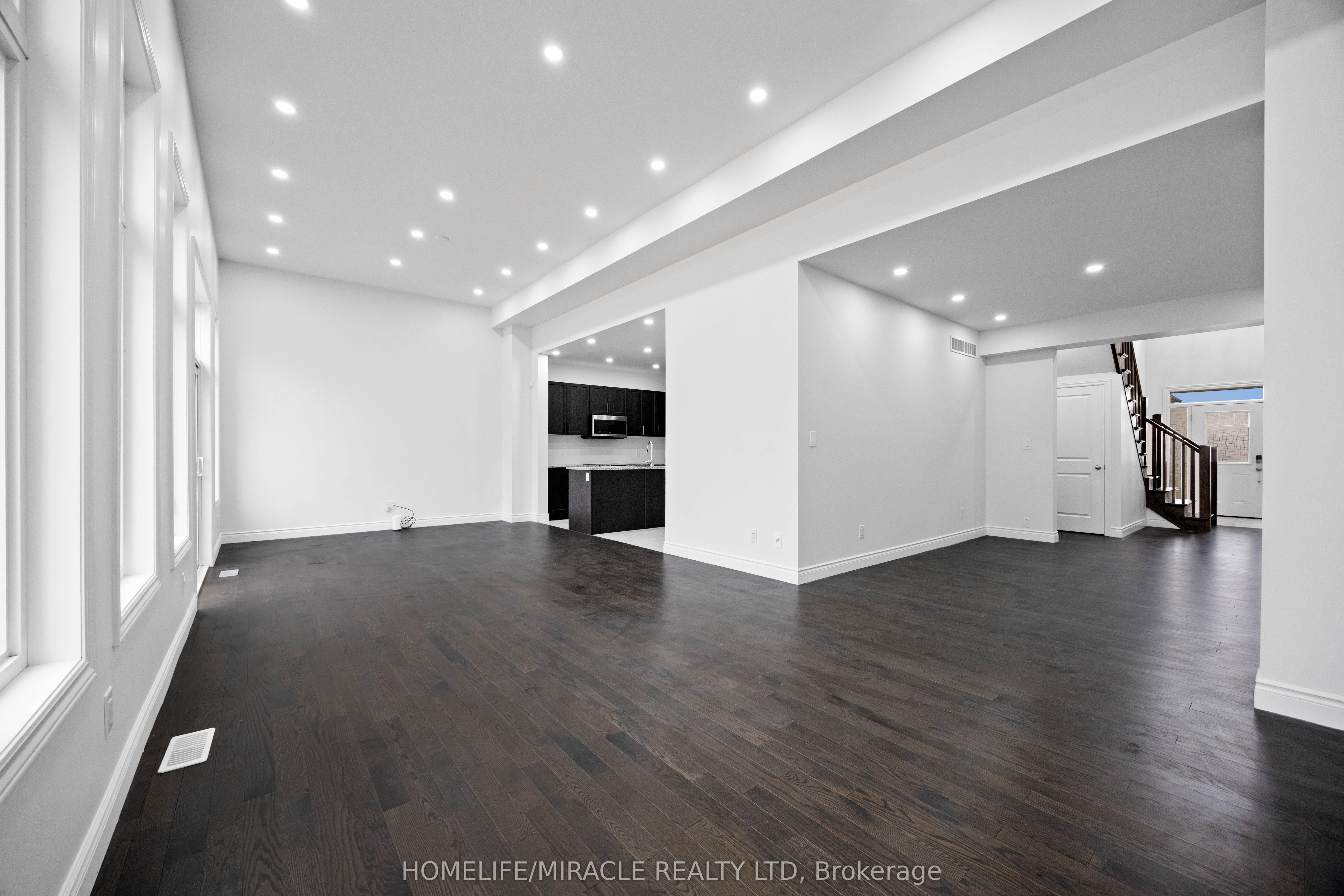 196 Freure Drive Property Photo 16