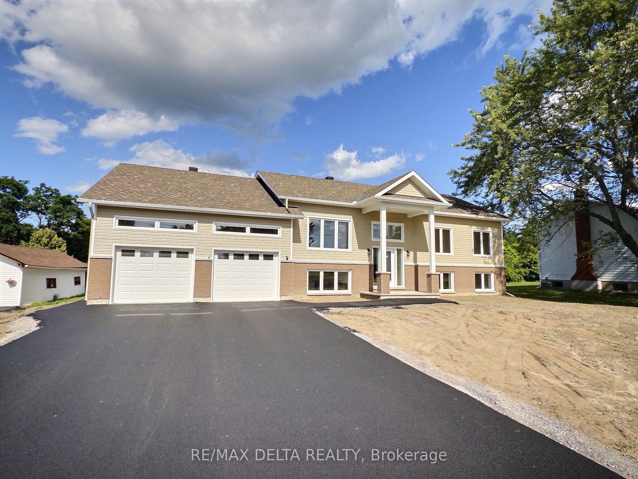 1025 Quigley Hill Road Property Photo 1