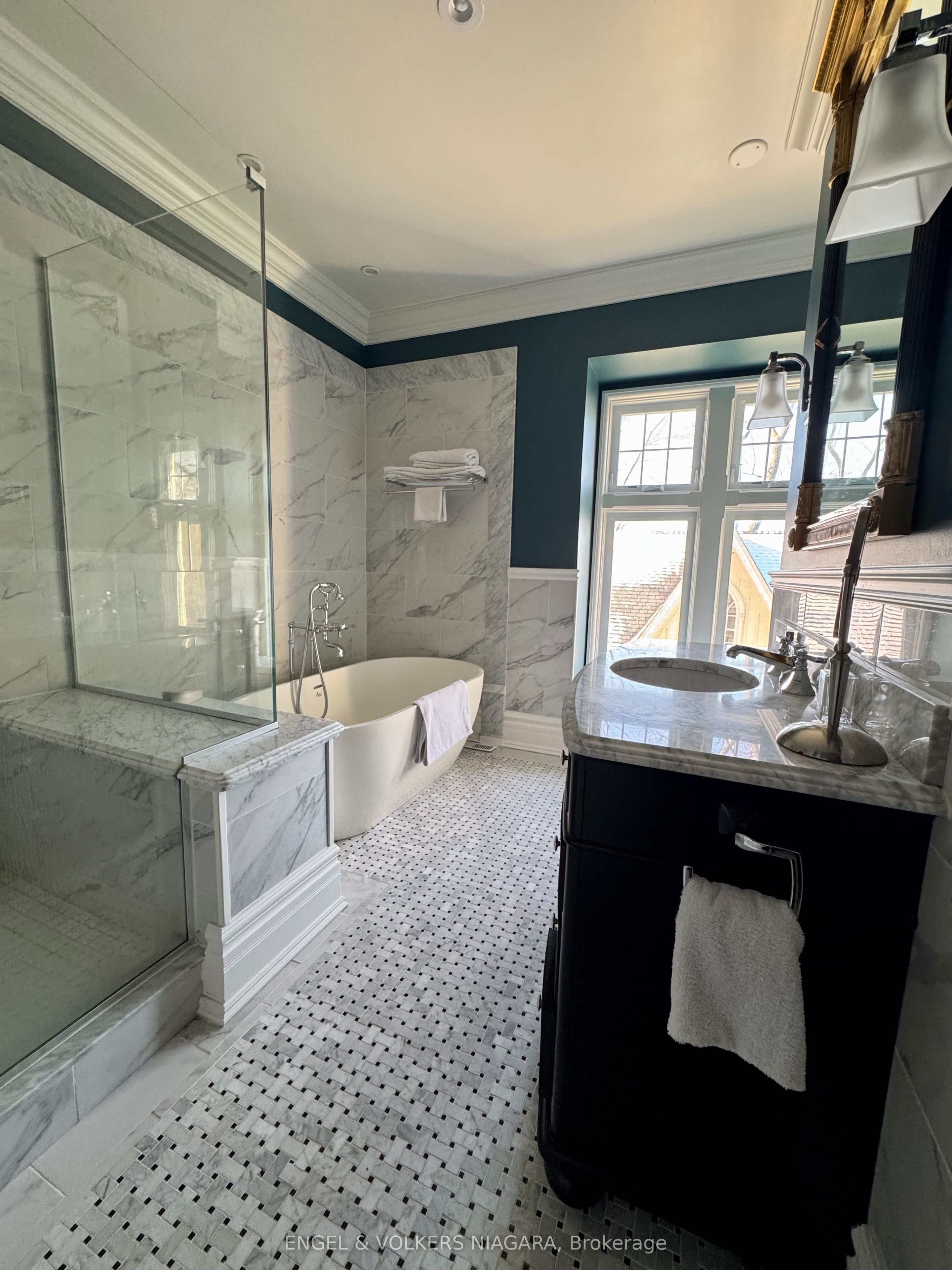 14650 Niagara Parkway Property Photo 14
