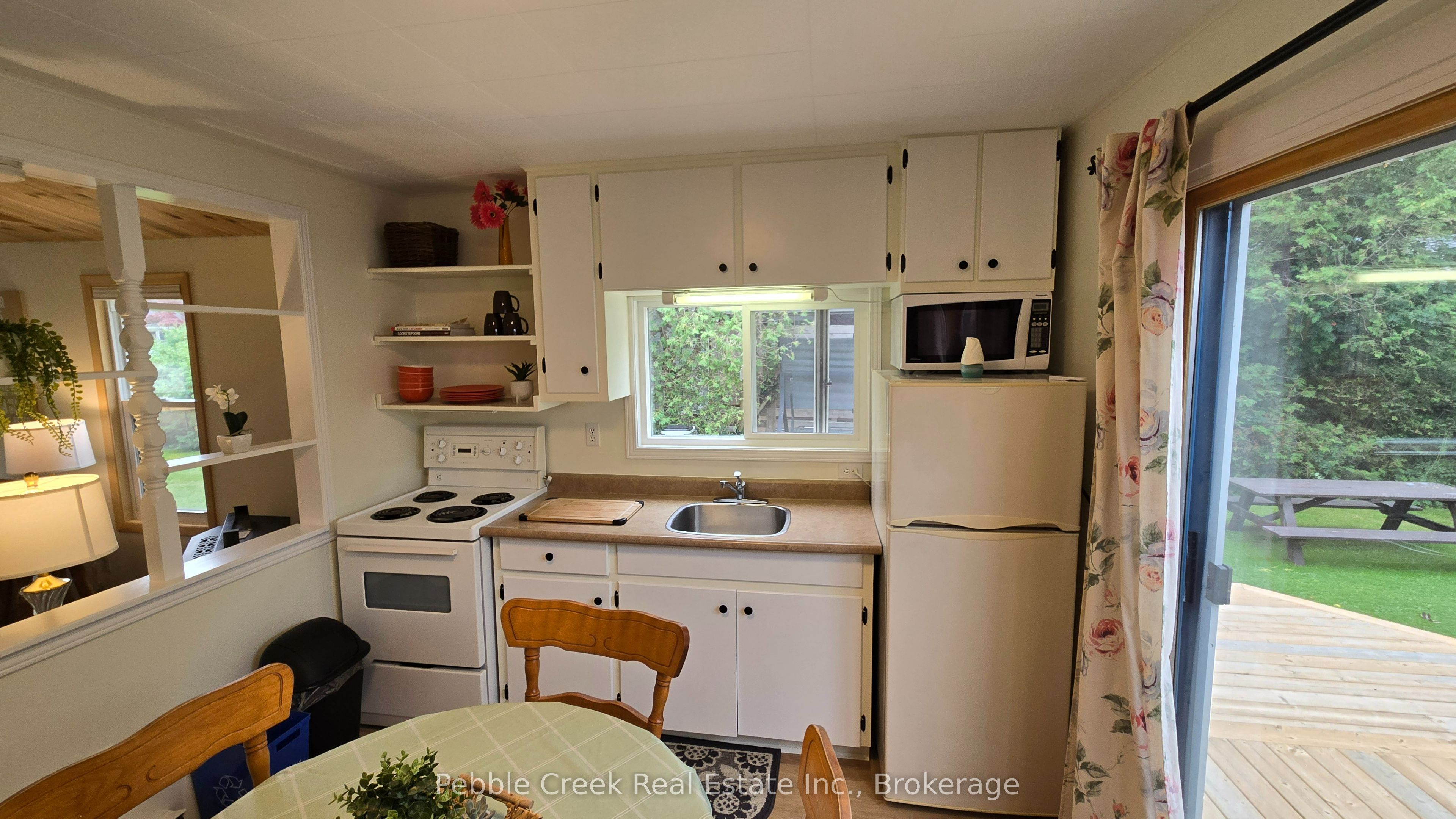 6 Park Road Property Photo 15