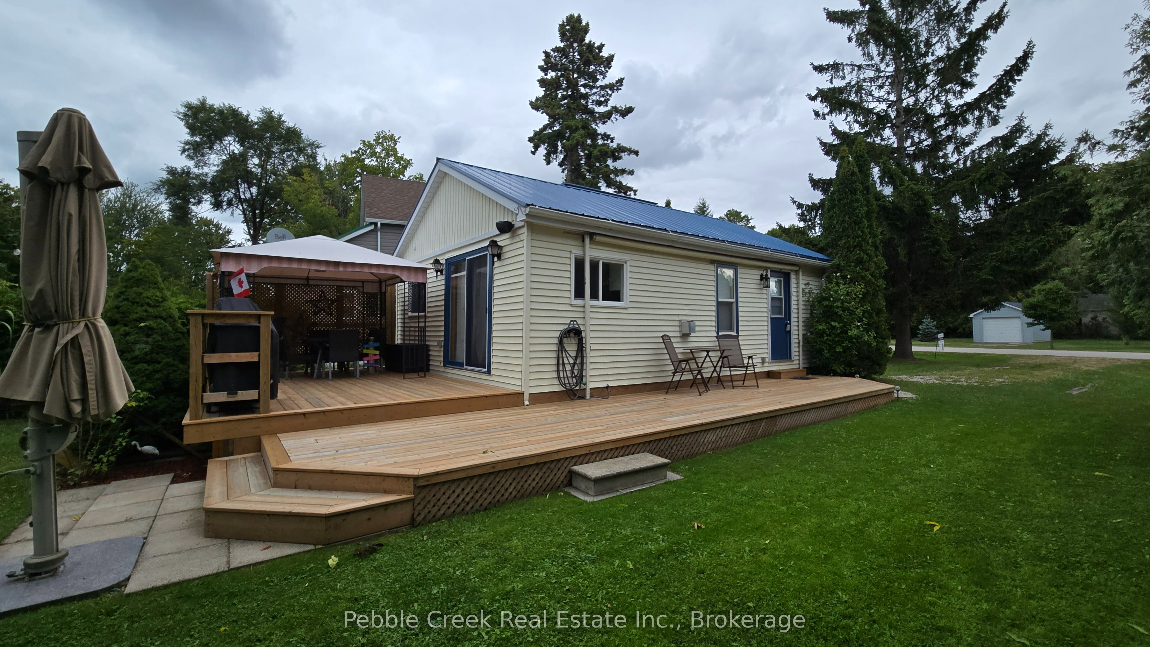 6 Park Road Property Photo 27