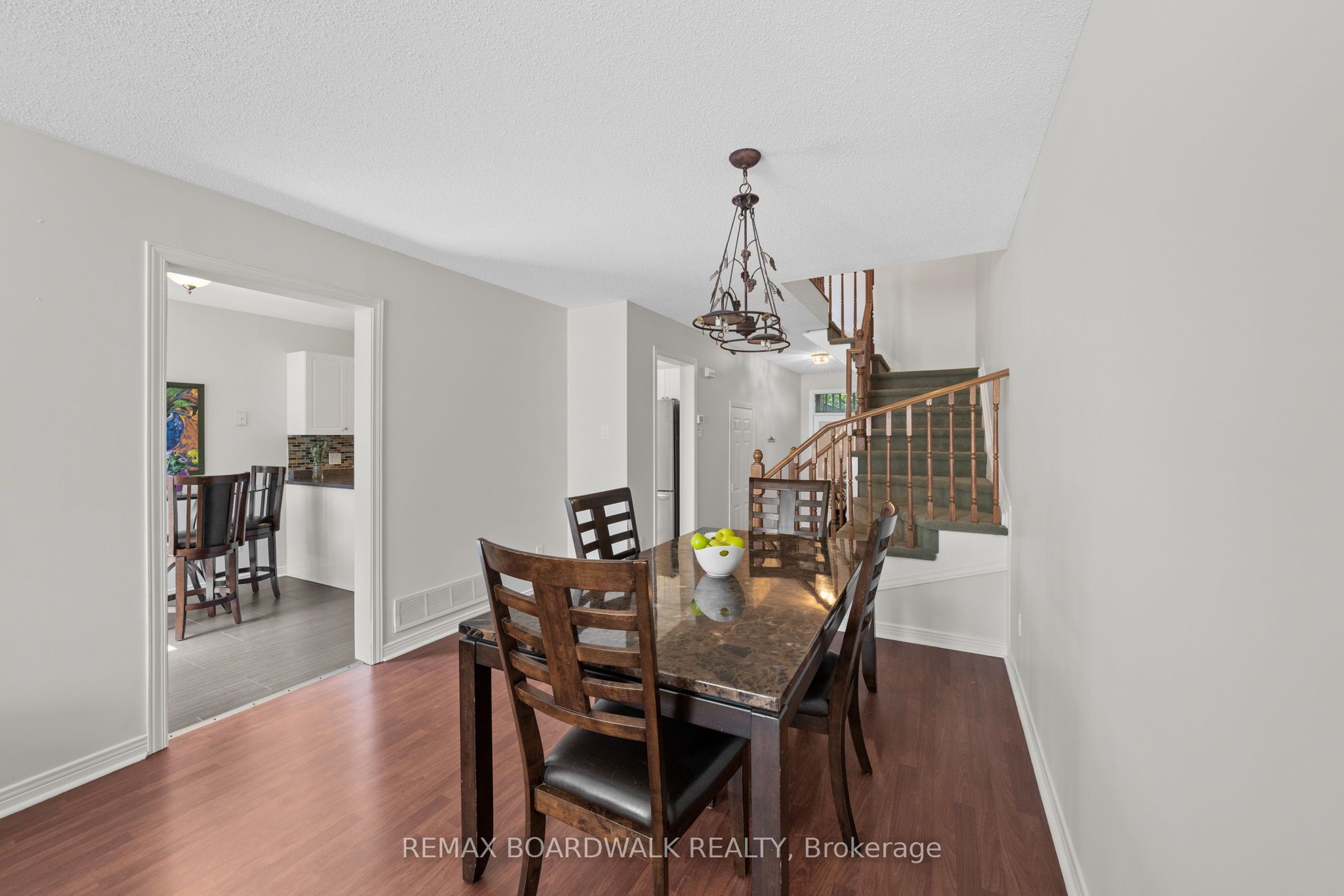 50 Gray Crescent Property Photo 7