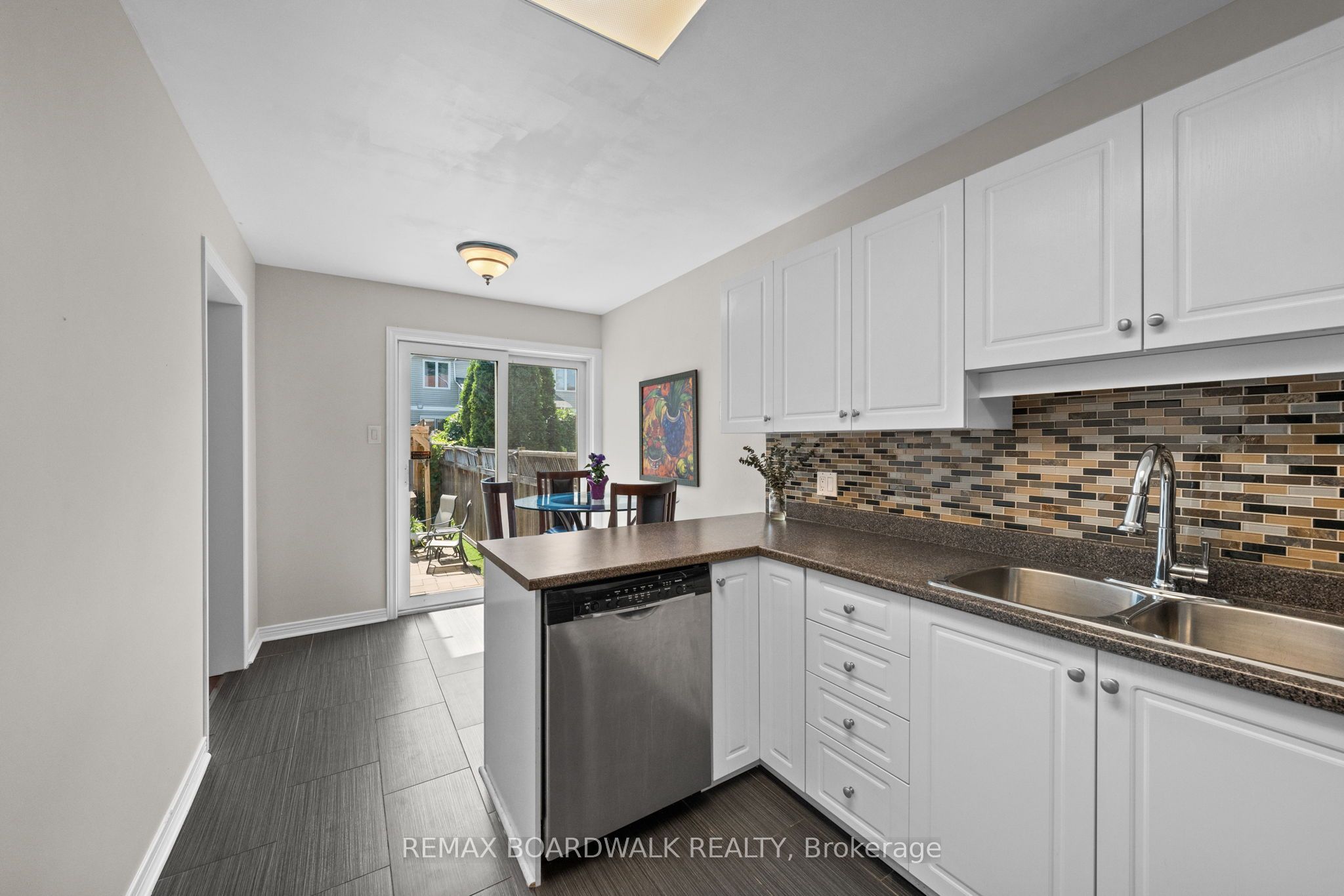 50 Gray Crescent Property Photo 12