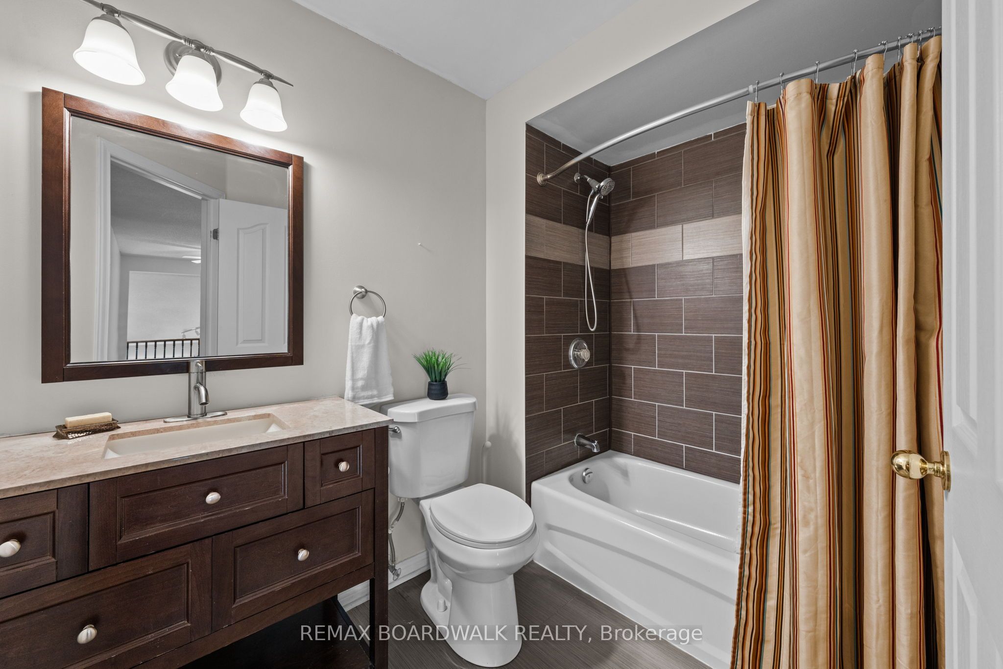 50 Gray Crescent Property Photo 20