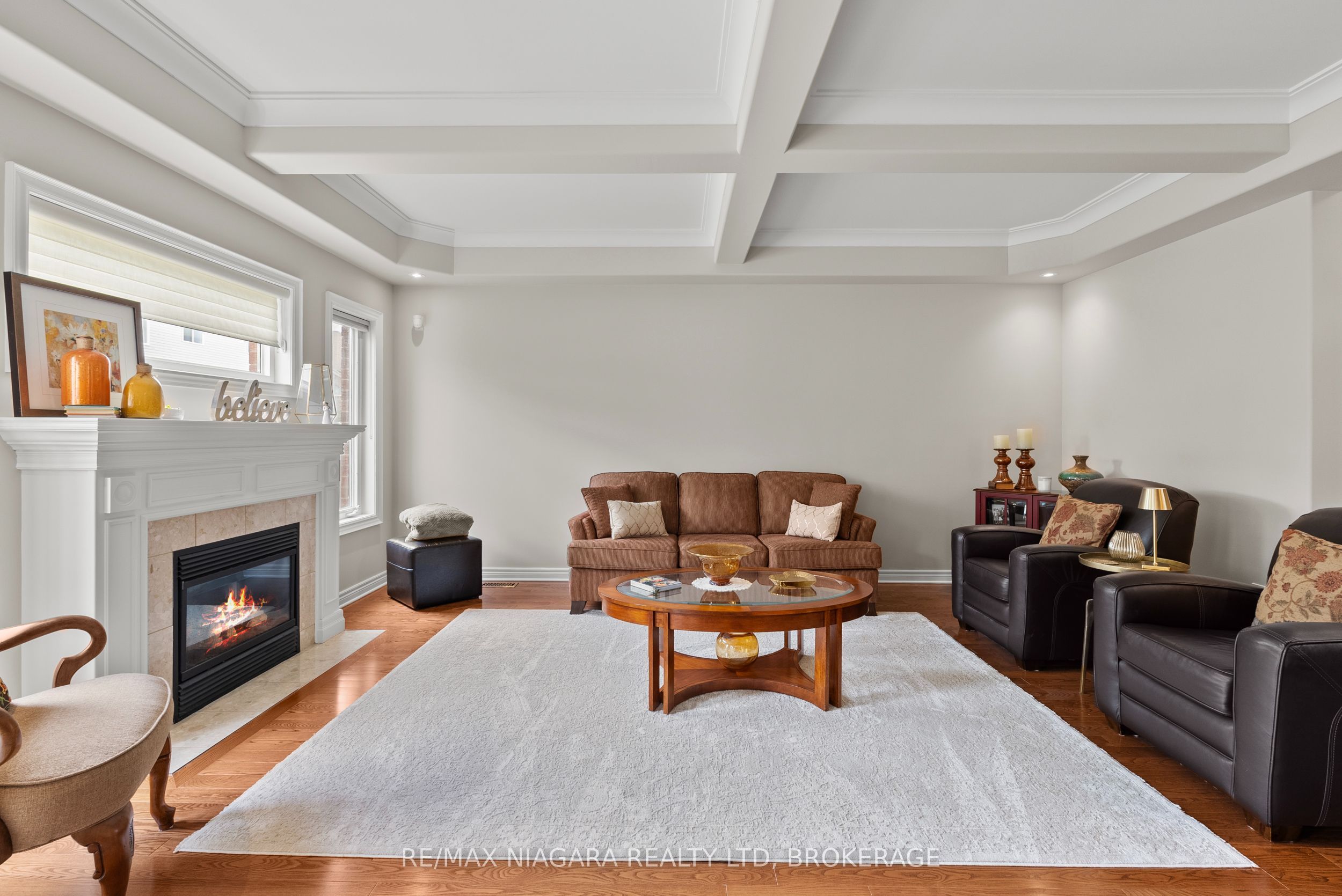 282 Winterberry Boulevard Property Photo 17