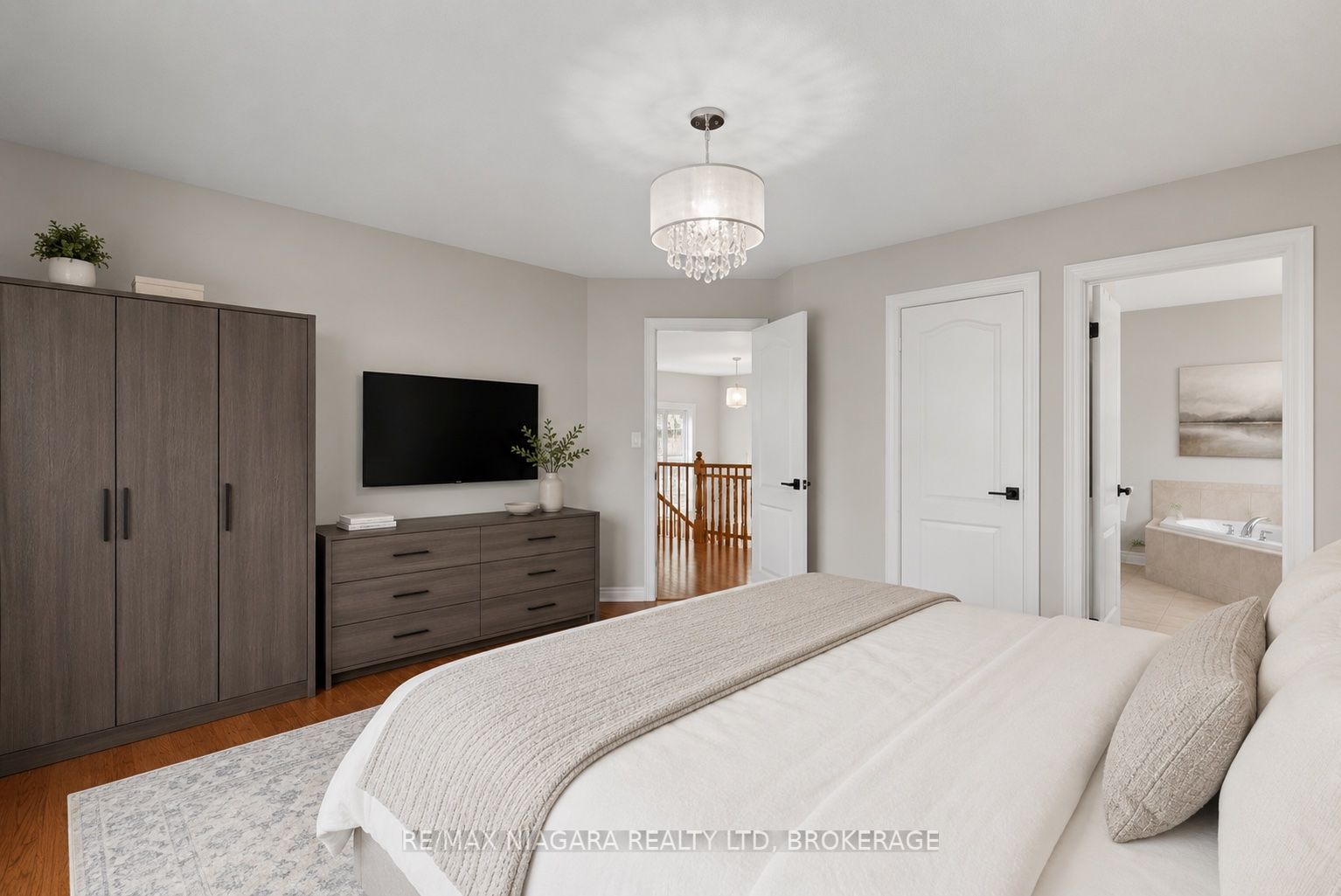 282 Winterberry Boulevard Property Photo 28