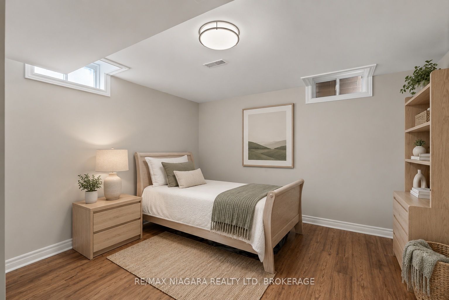 282 Winterberry Boulevard Property Photo 34