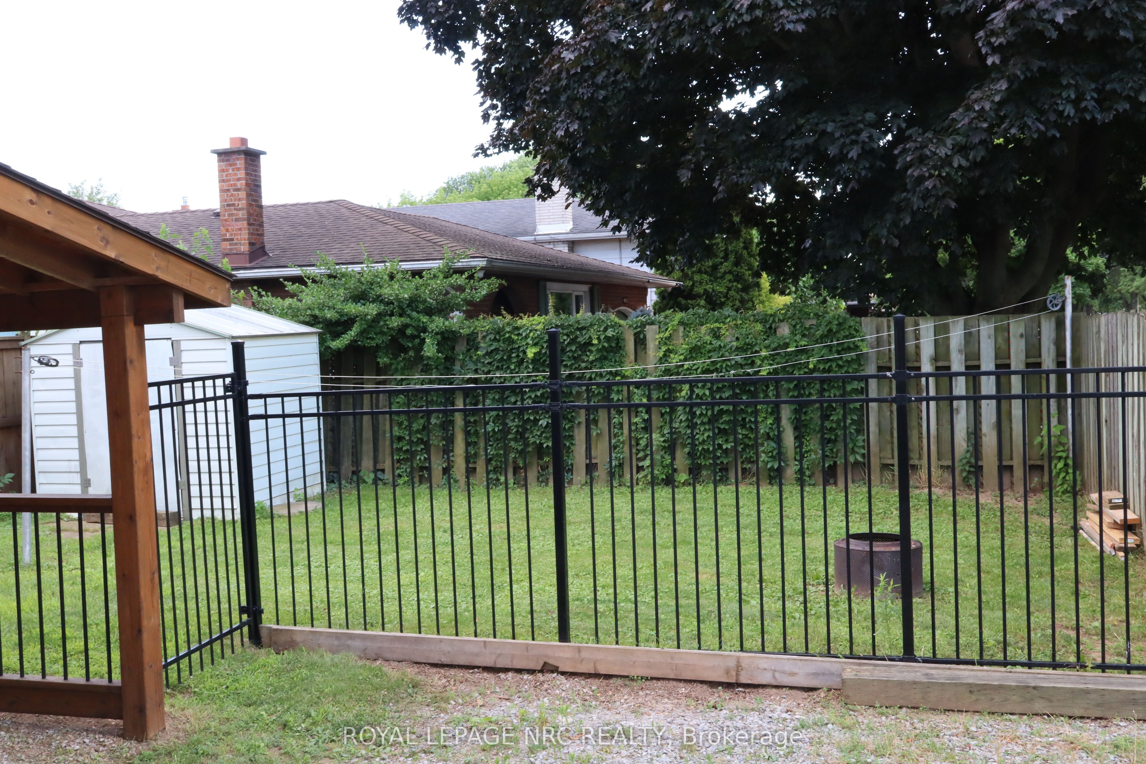 6694 Cropp Street Property Photo 4