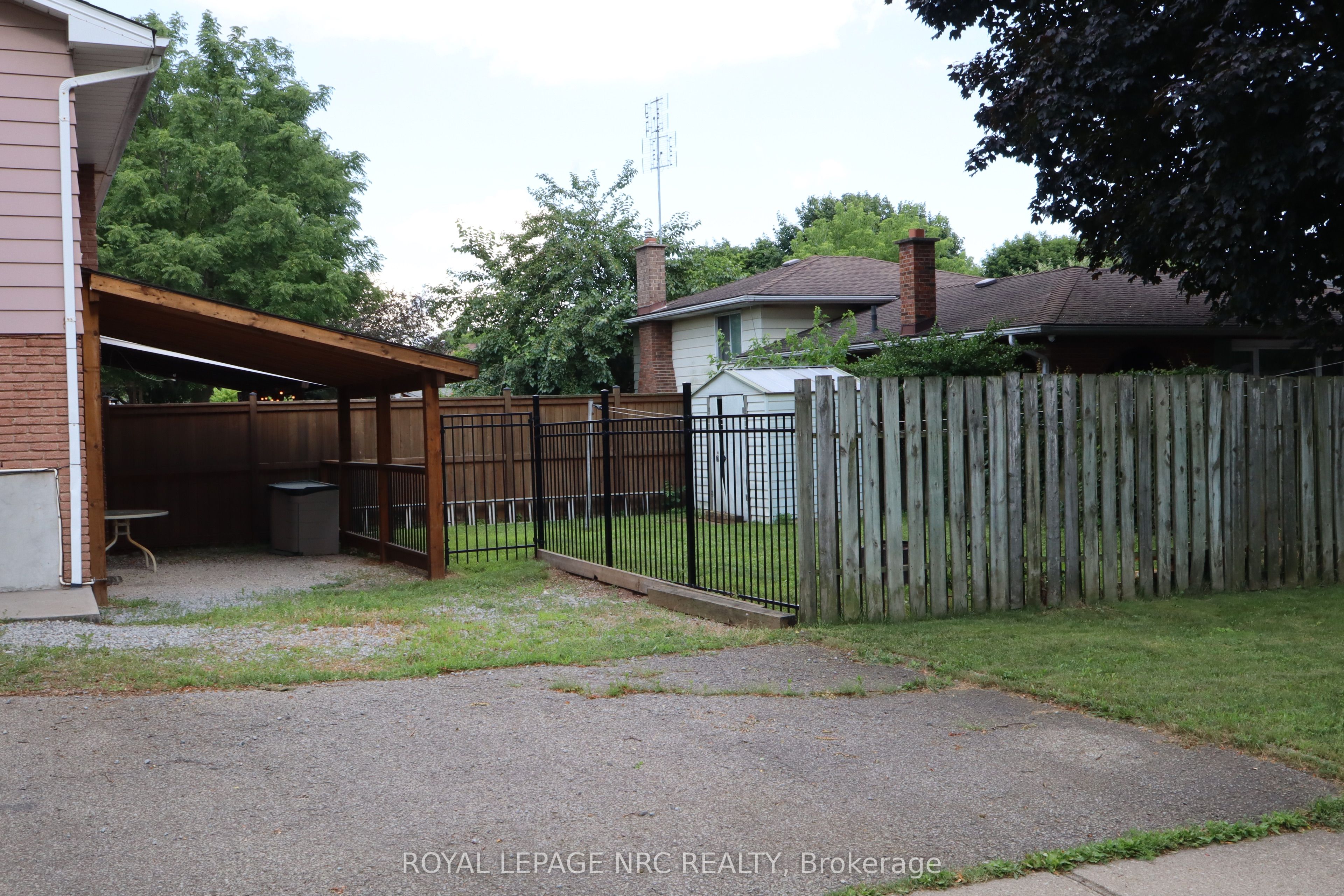 6694 Cropp Street Property Photo 5