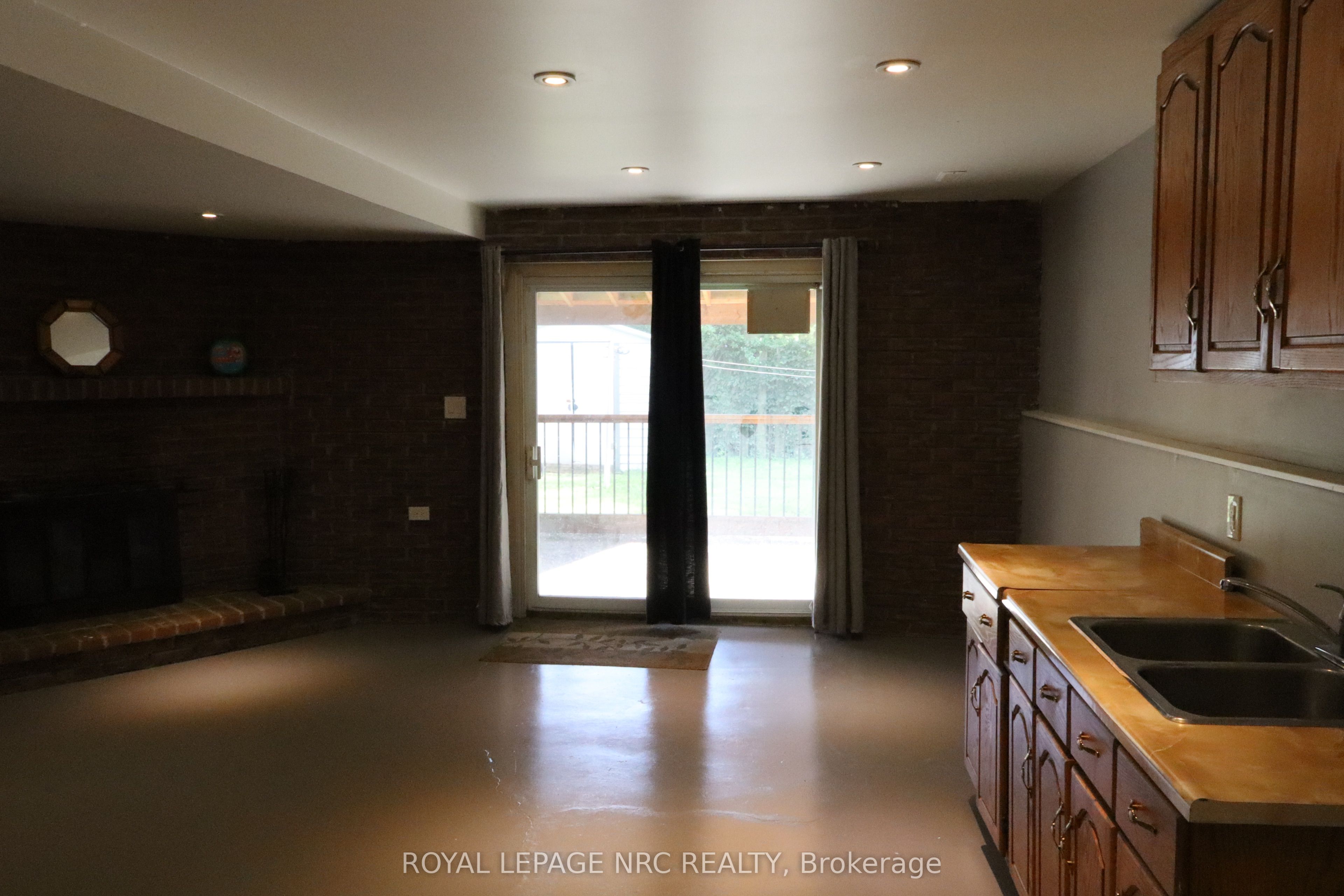 6694 Cropp Street Property Photo 18