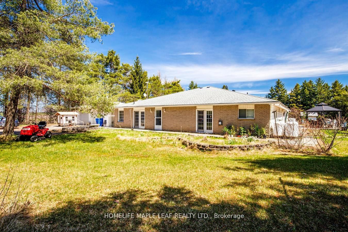 514249 2nd Line Property Photo 3
