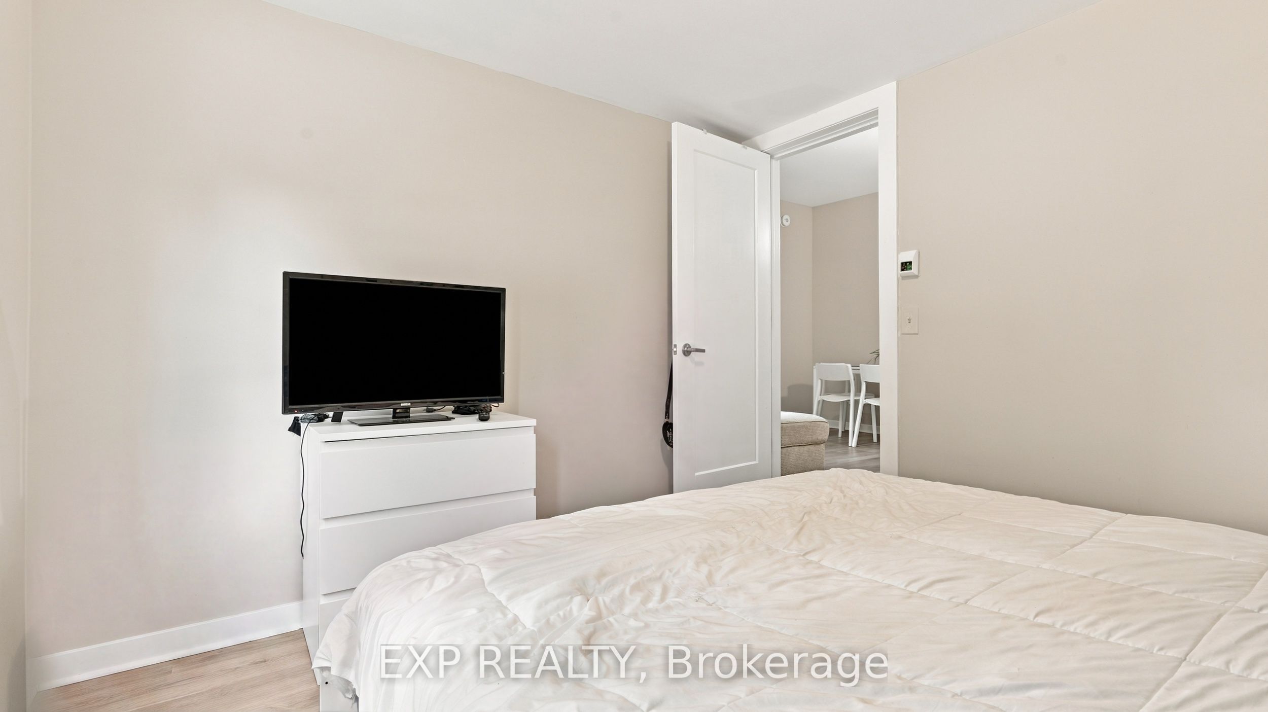 20 Henry Street Property Photo 16