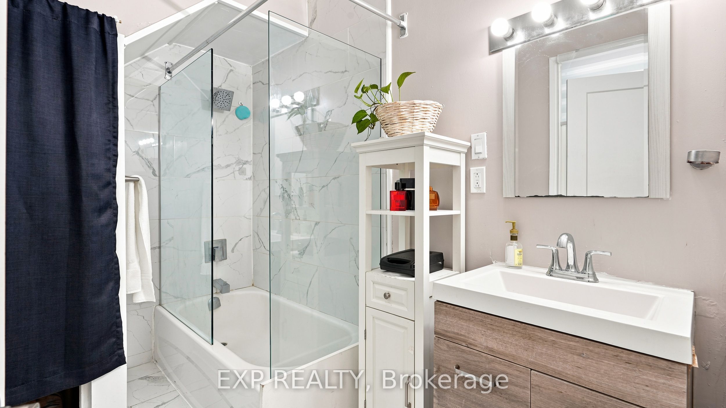 20 Henry Street Property Photo 22