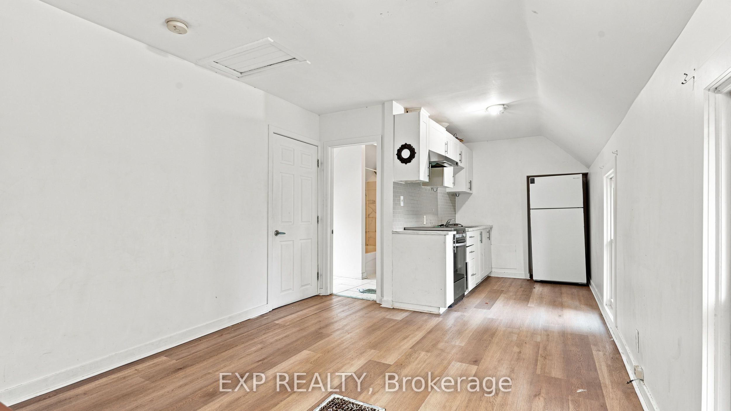 20 Henry Street Property Photo 25