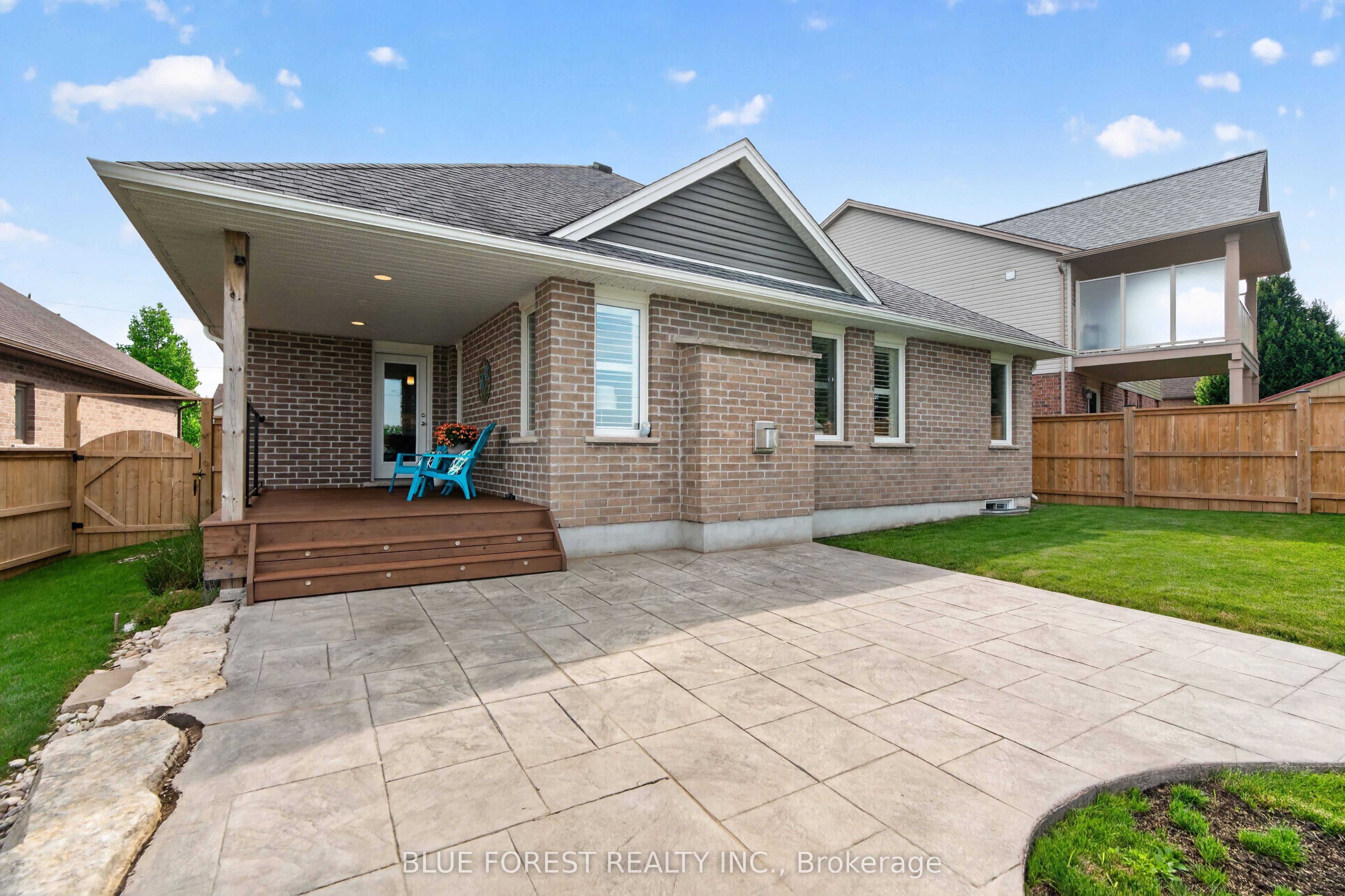 3 Sutherland Court Property Photo 33