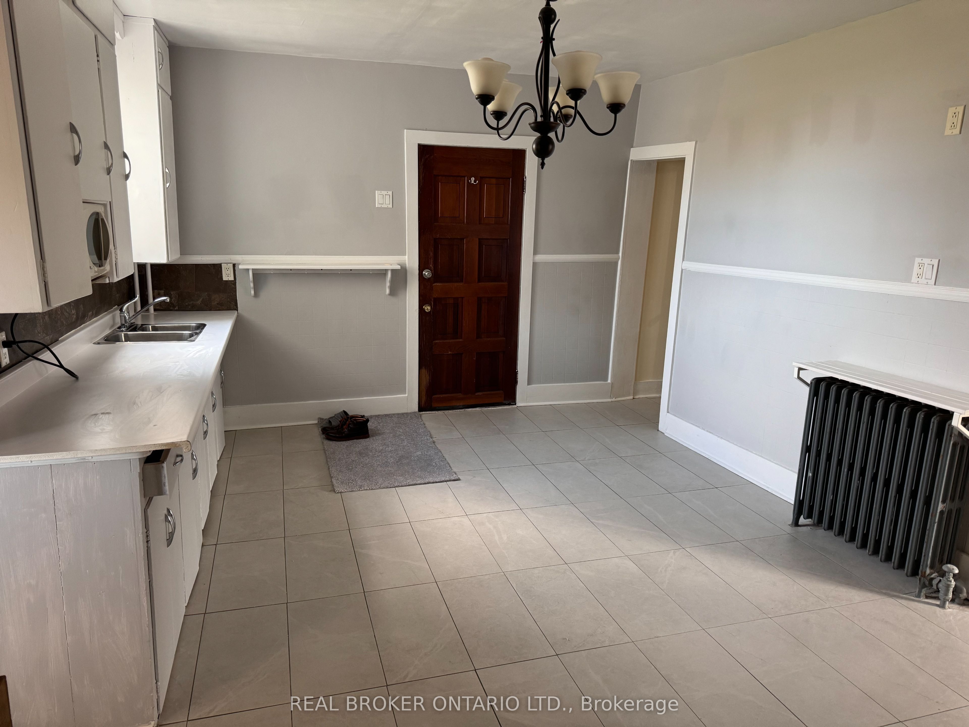 426 Phipps Street Property Photo 14