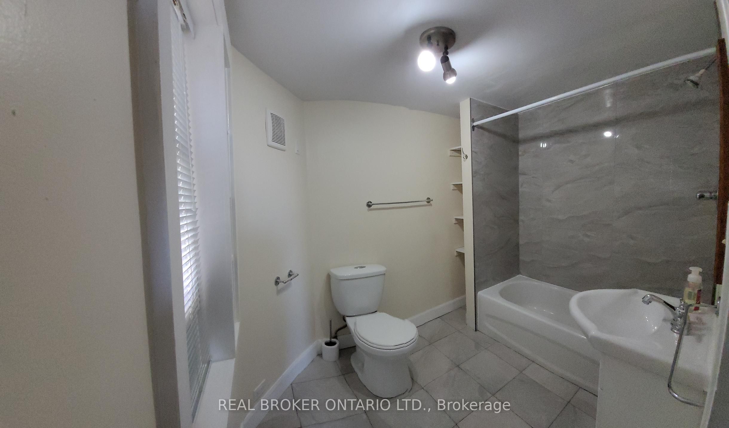426 Phipps Street Property Photo 17