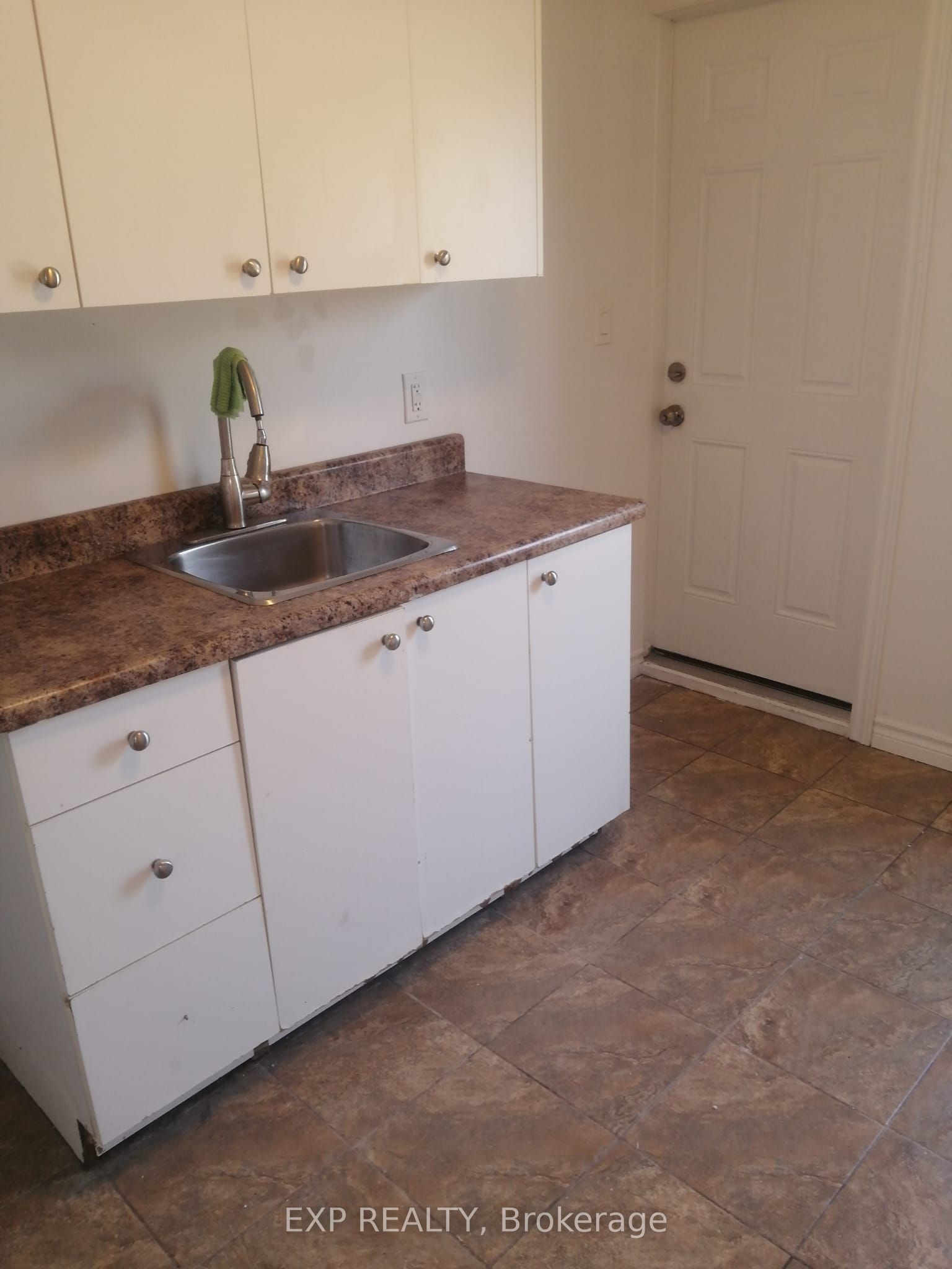 65 Kinrade Avenue Property Photo 6