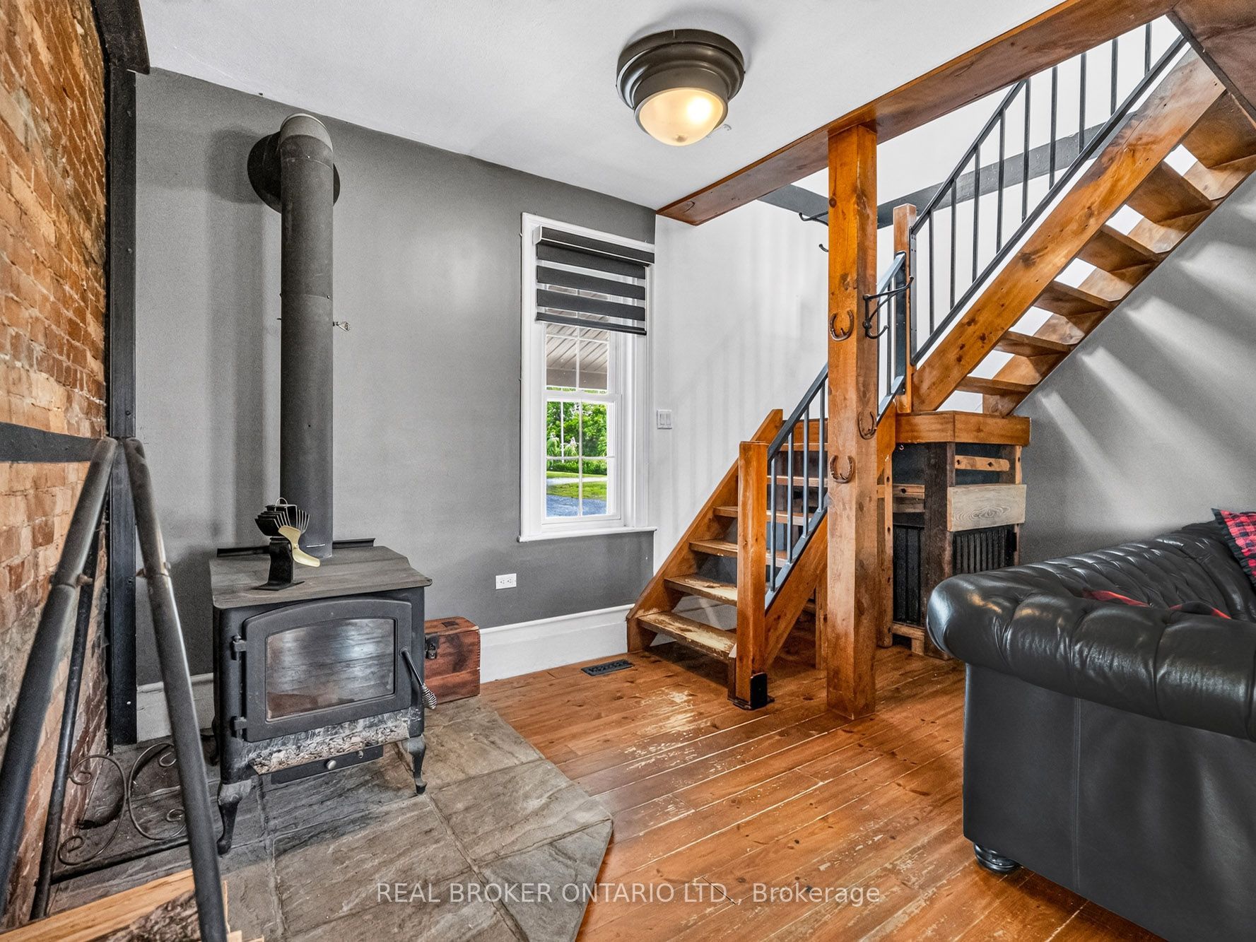 118 River Road Property Photo 16