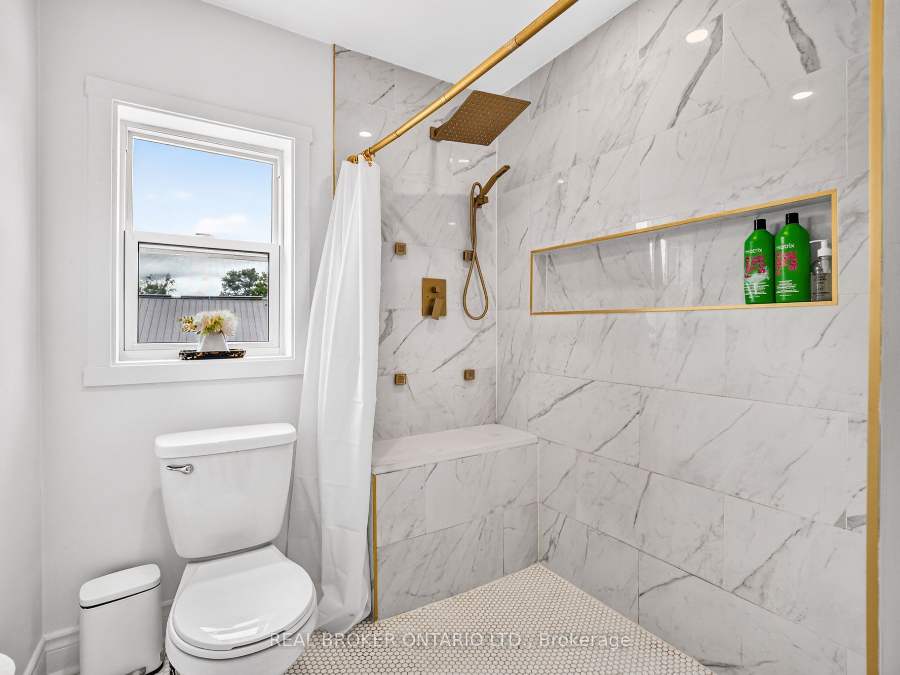 118 River Road Property Photo 23