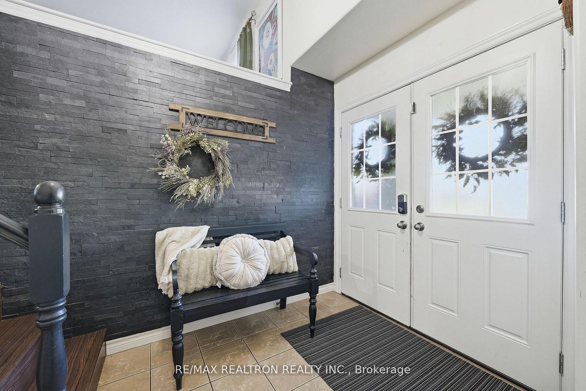 50 Ridgeview Lane Property Photo 3