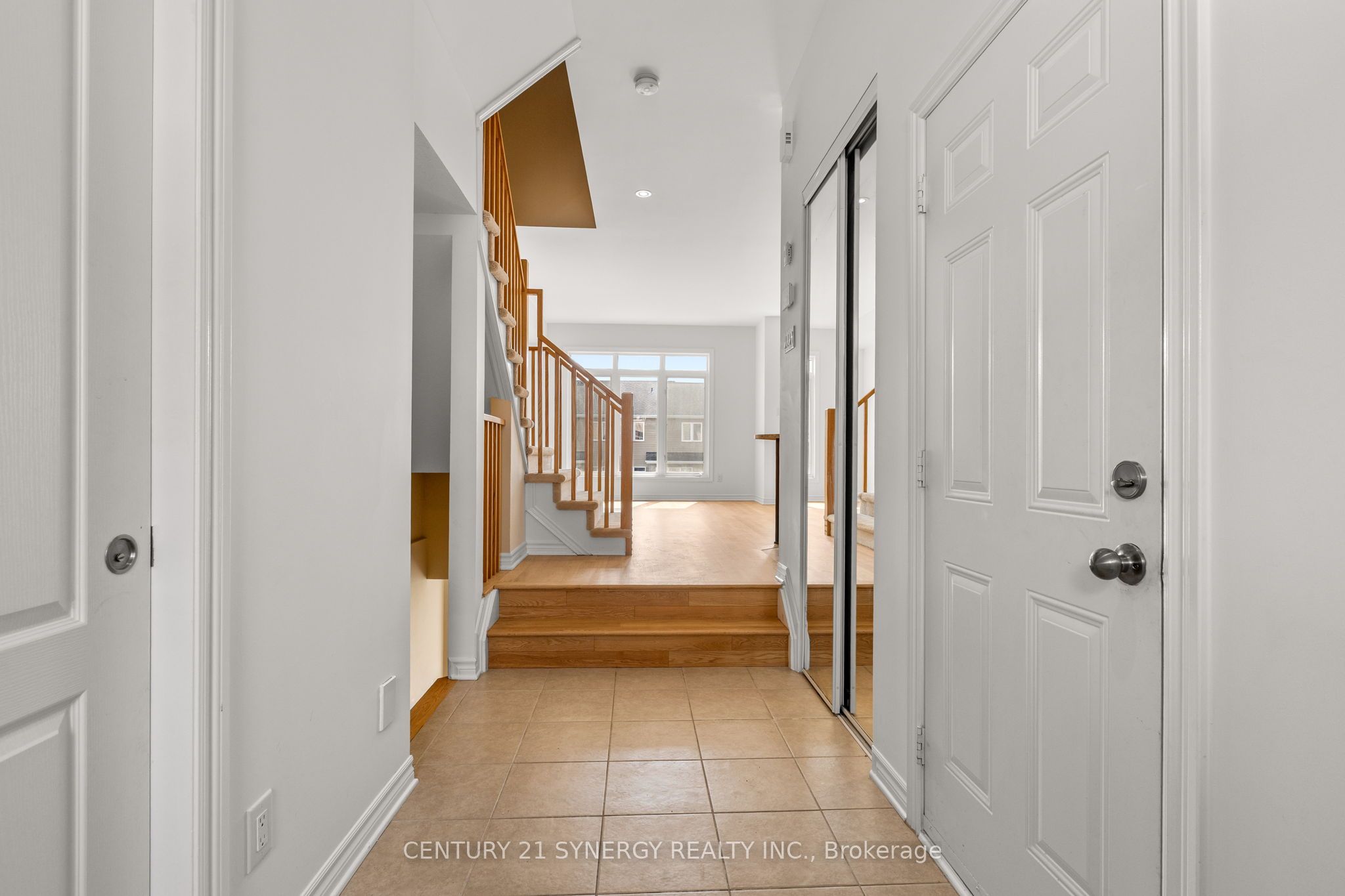 430 Foxhall Way Property Photo 6