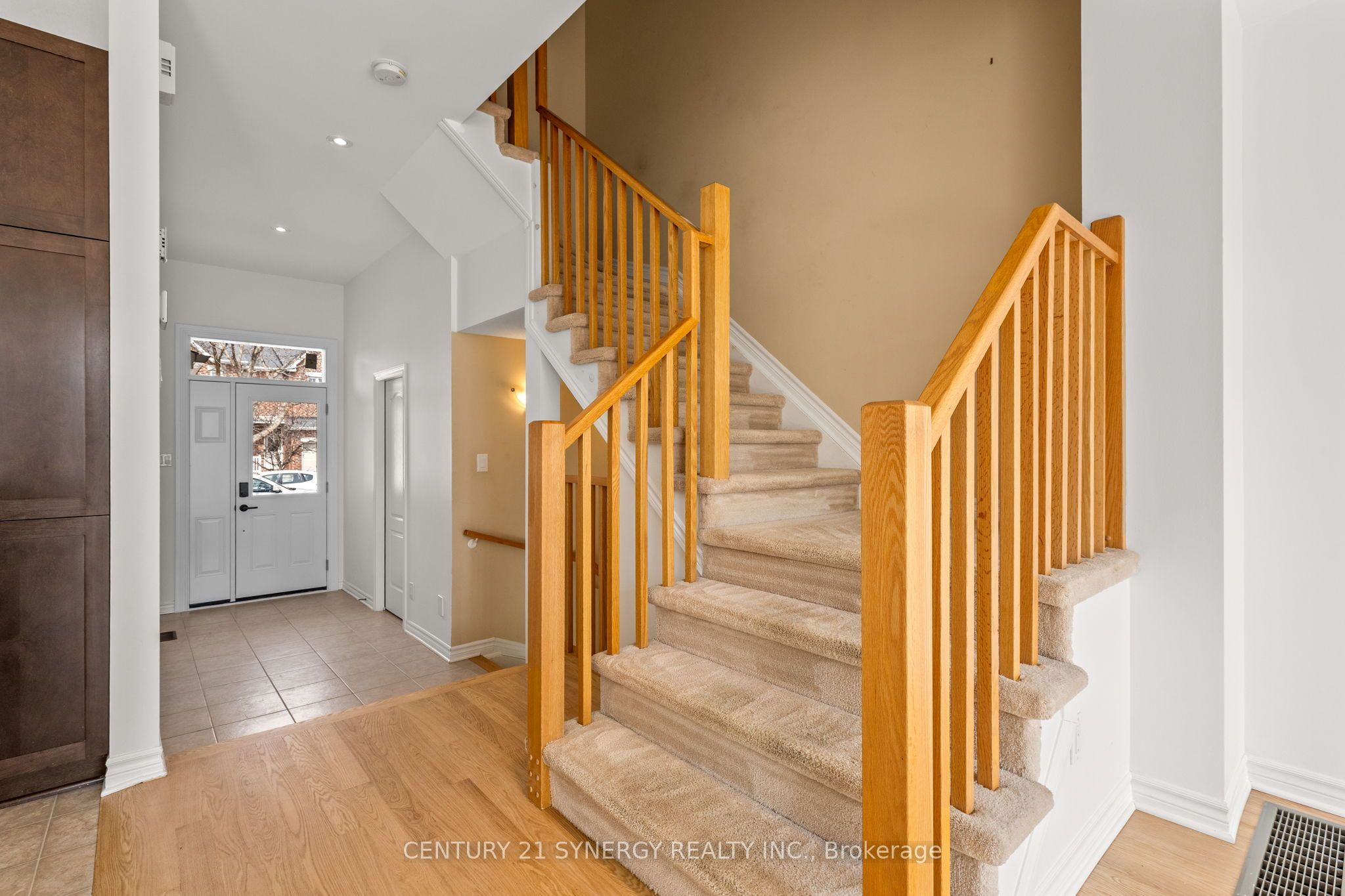 430 Foxhall Way Property Photo 7