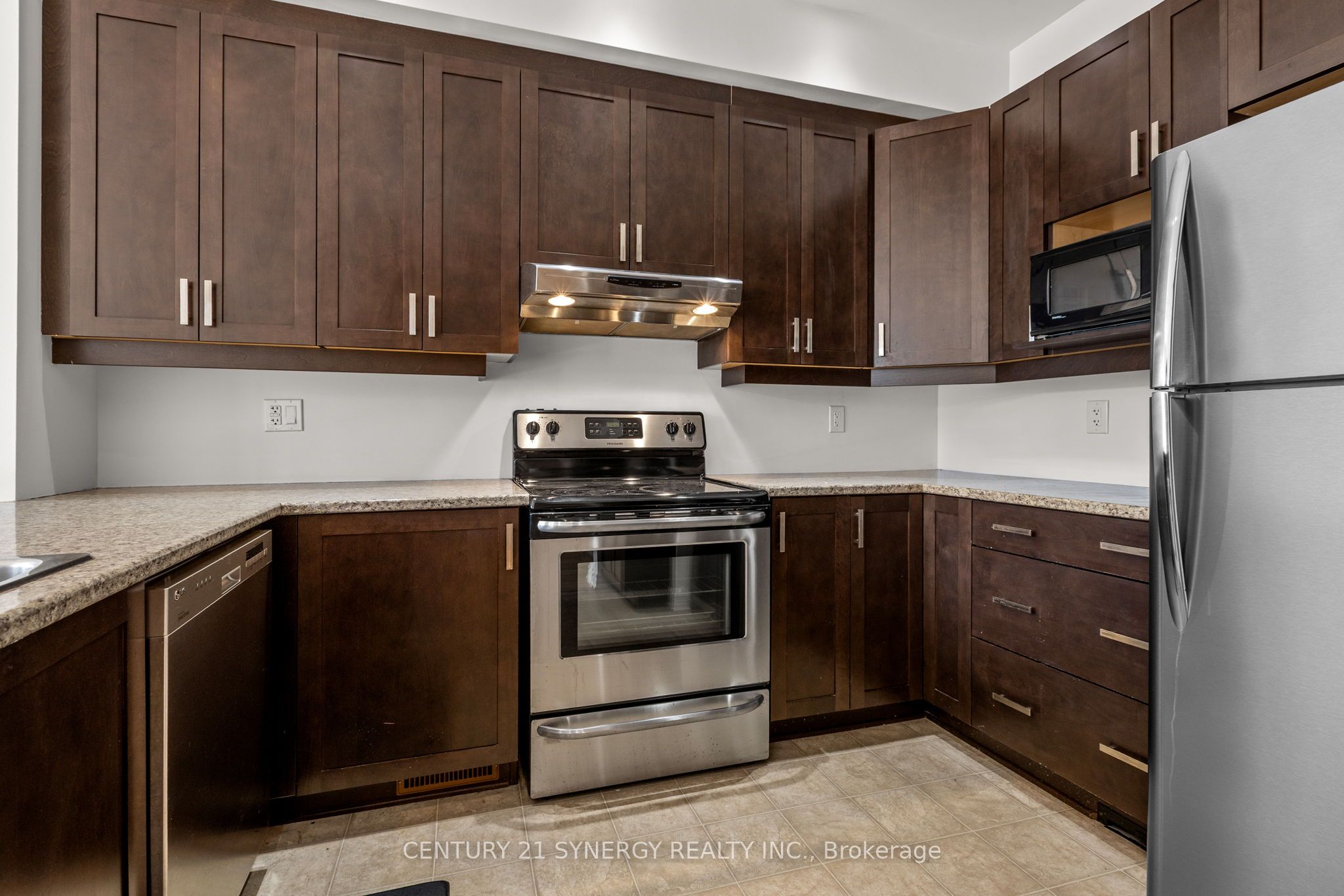 430 Foxhall Way Property Photo 14